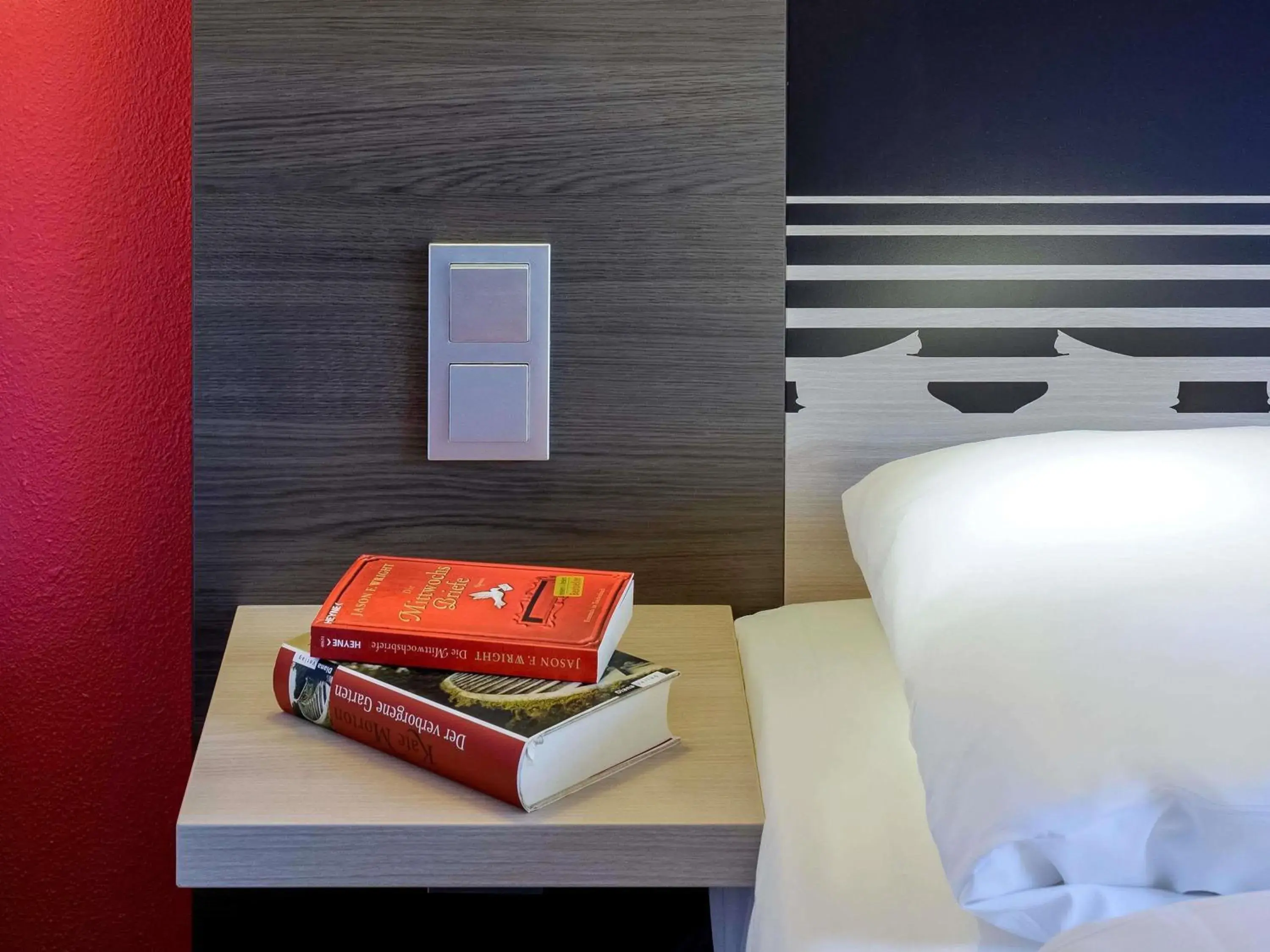 Standard Double Room in Mercure Hotel Würzburg am Mainufer Standard Double Room in Mercure Hotel Würzburg am Mainufer