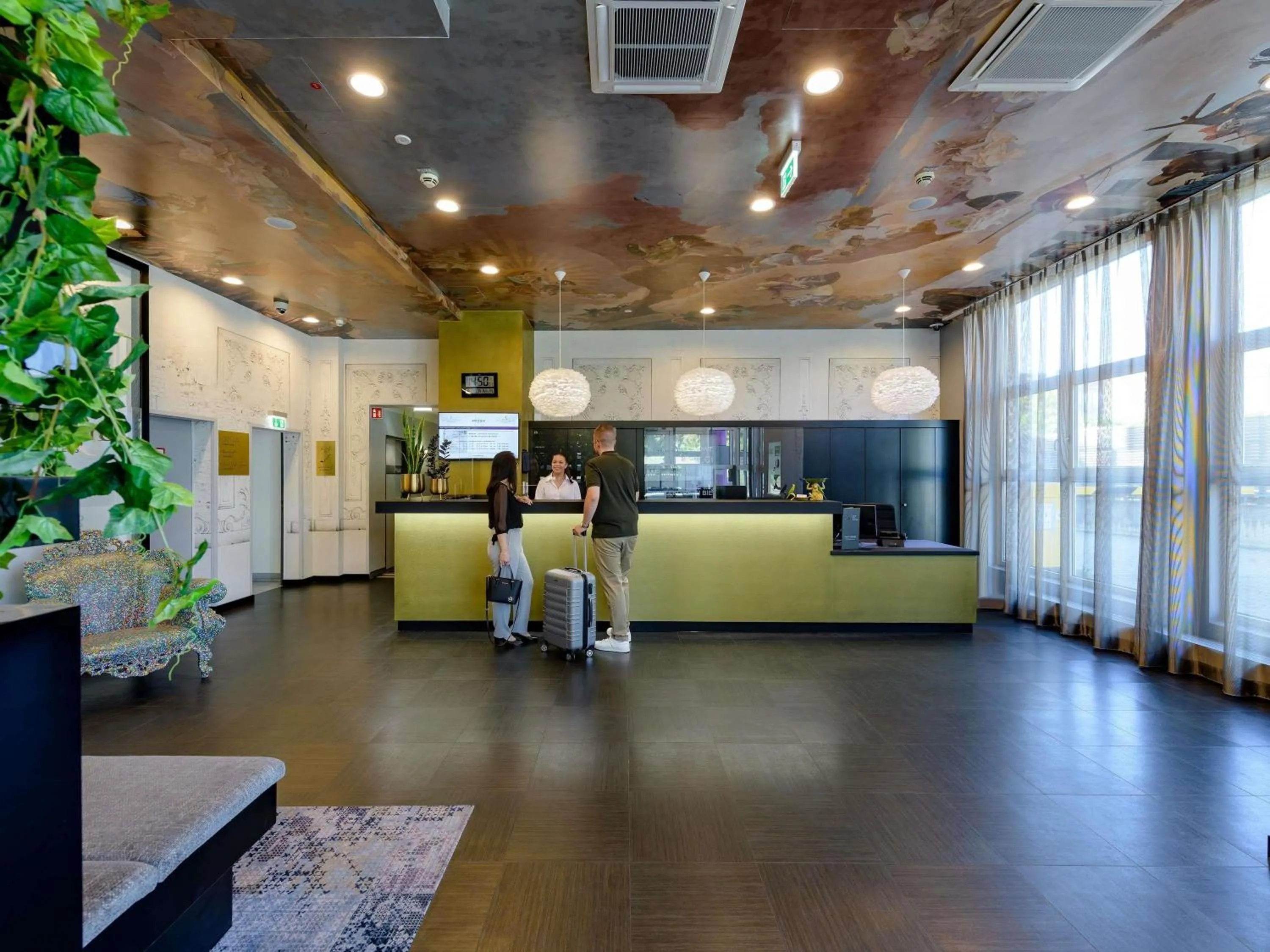 Property building in Mercure Hotel Würzburg am Mainufer