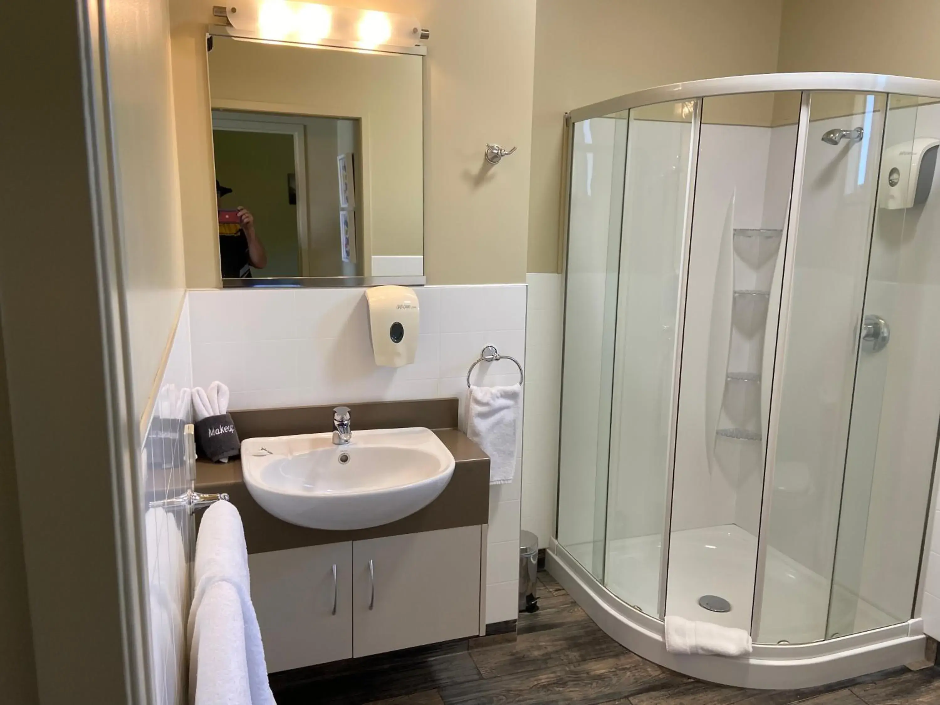 Sierra Motel and Apartments Sierra Motel and Apartments