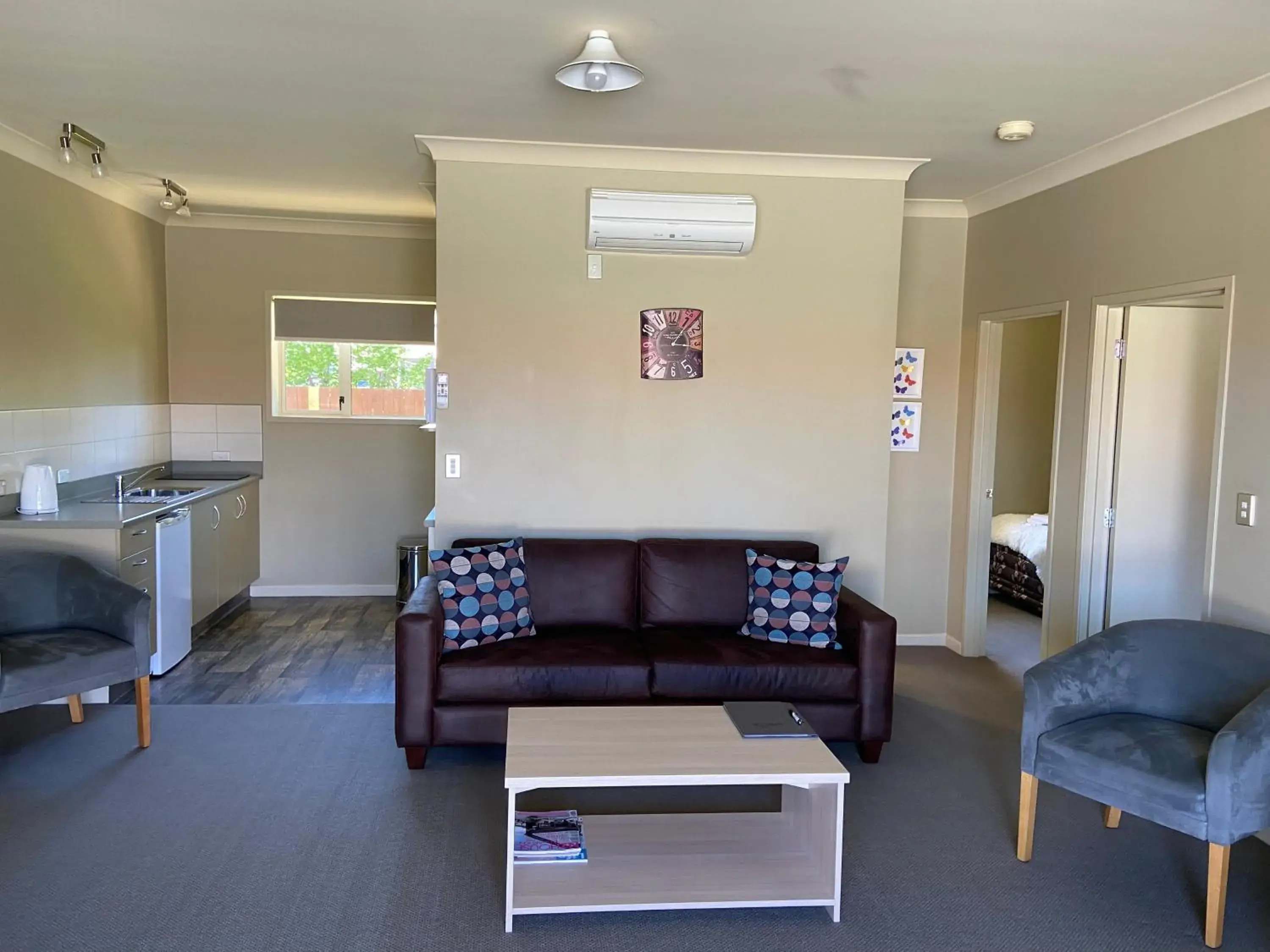 Sierra Motel and Apartments Sierra Motel and Apartments