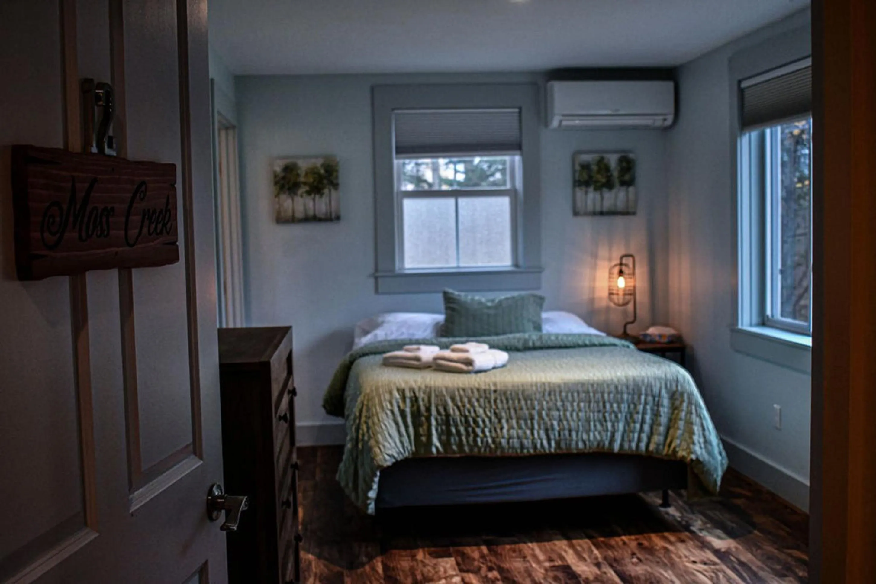 Bedroom, Bed in Brook Road Inn