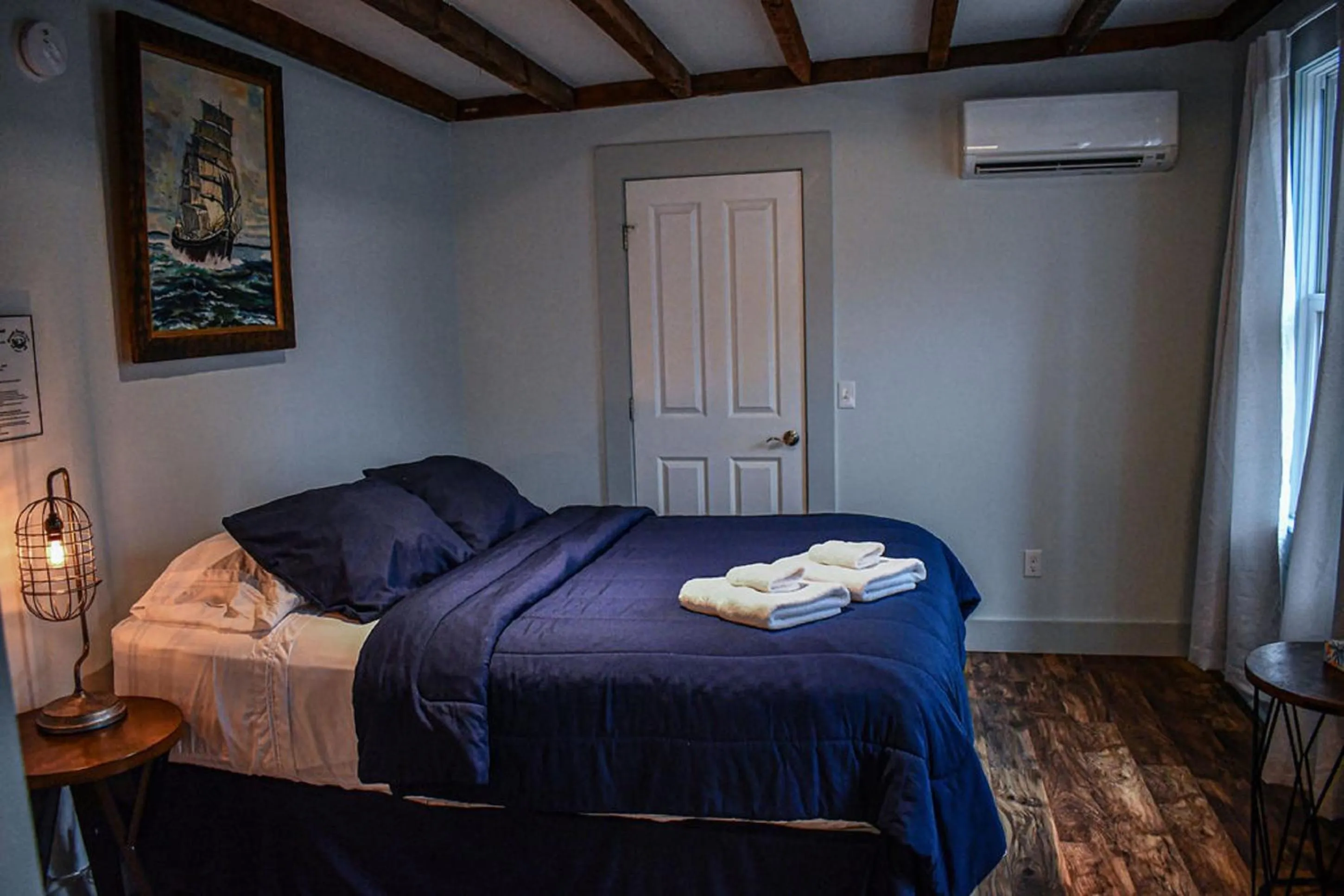 Bedroom, Bed in Brook Road Inn