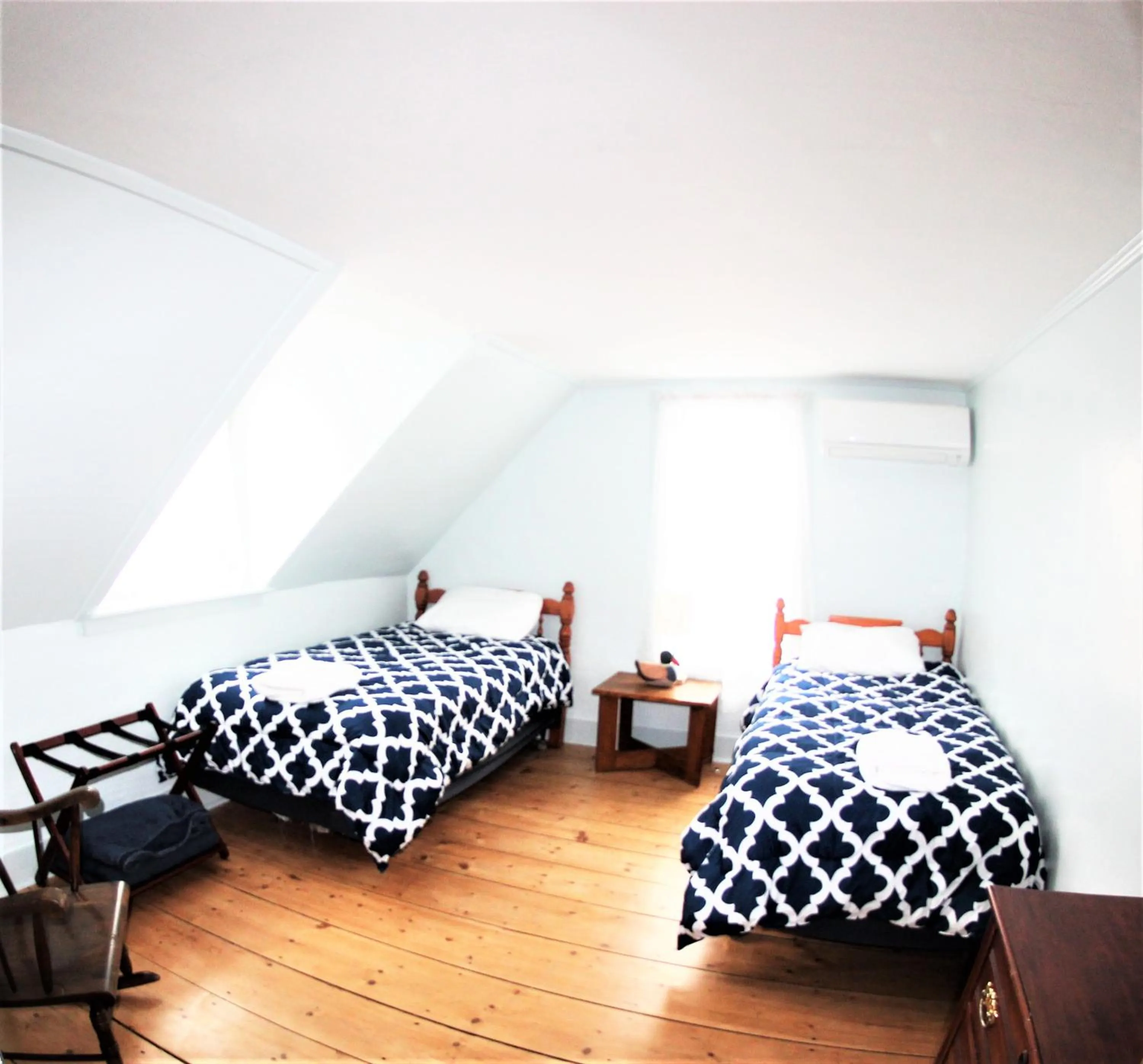Bedroom, Bed in Brook Road Inn