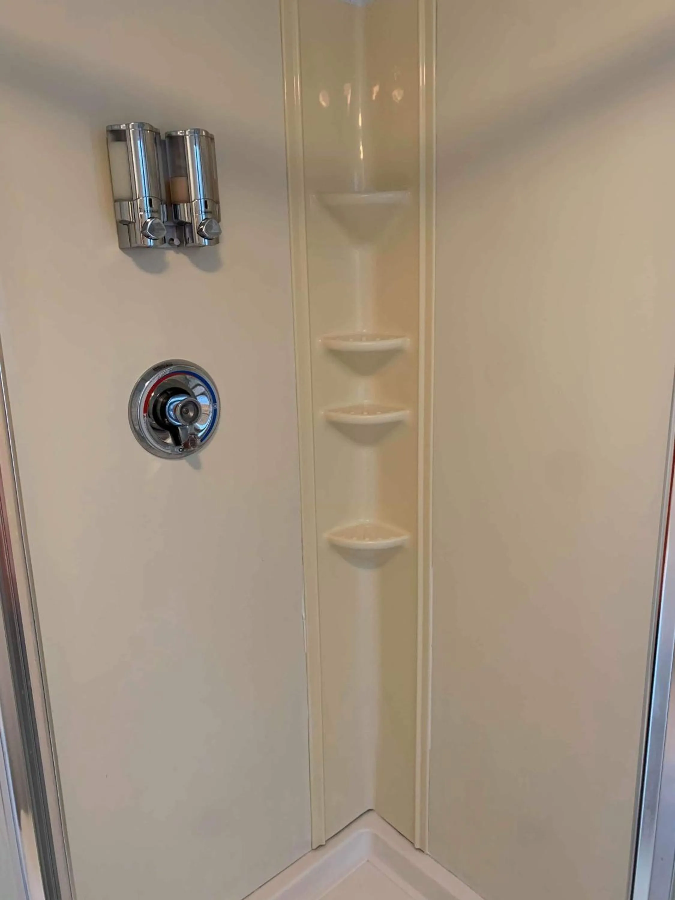 Bathroom in Brook Road Inn