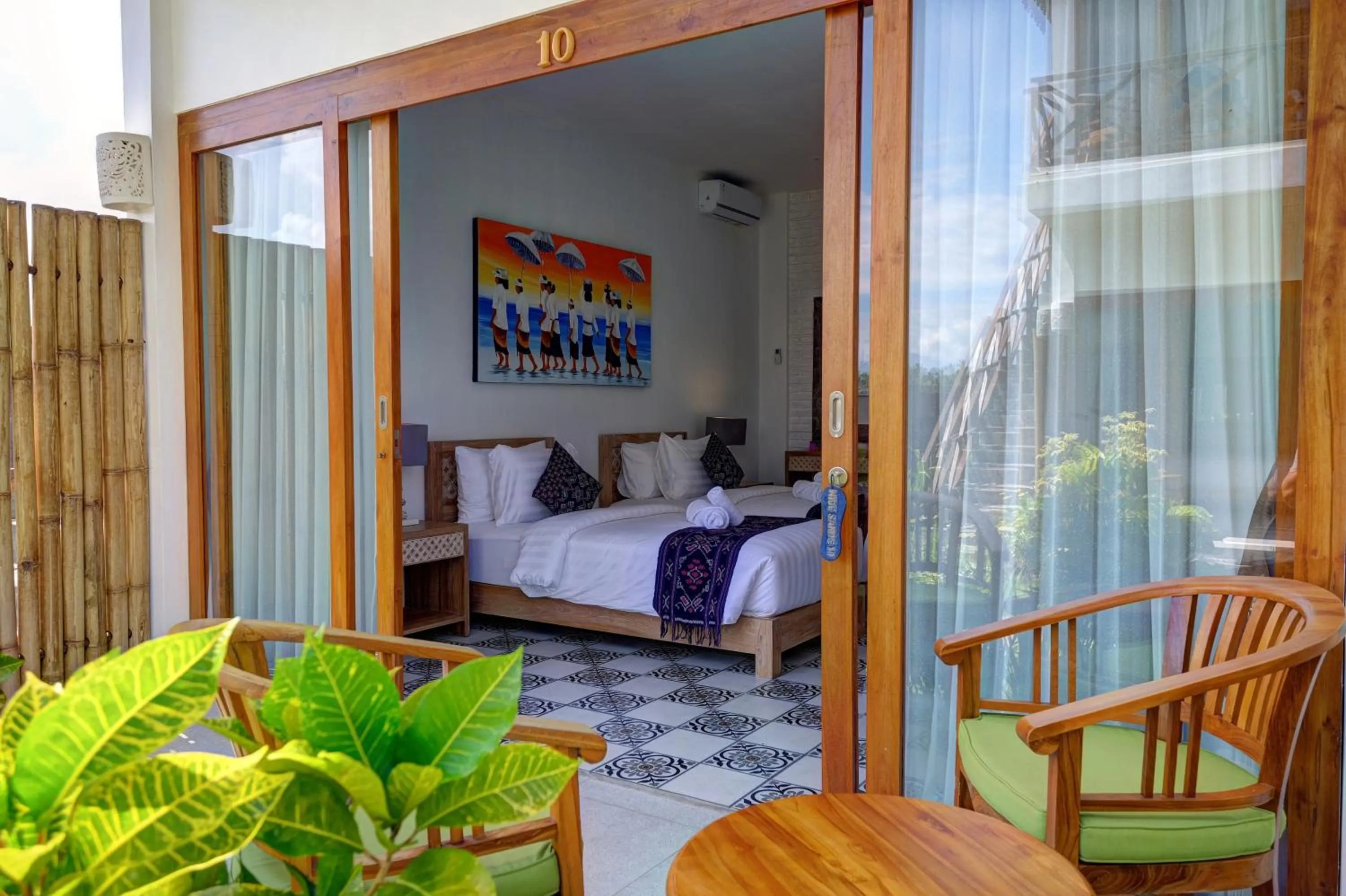 Garden, Bed in Wide Sands Beach Retreat