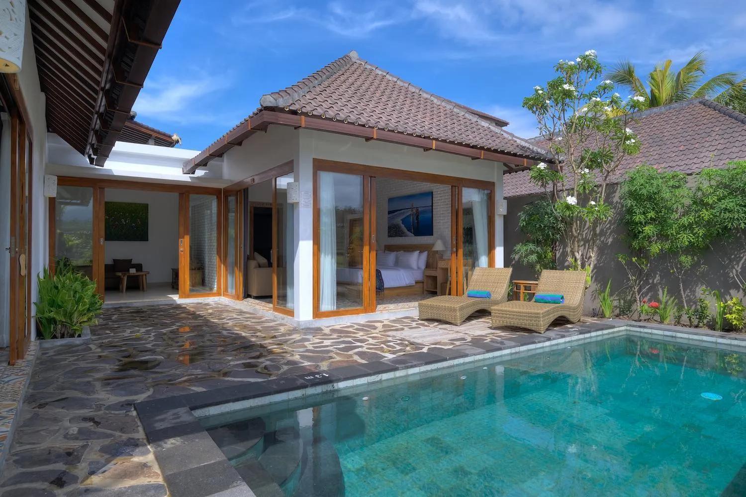 Garden in Wide Sands Beach Retreat