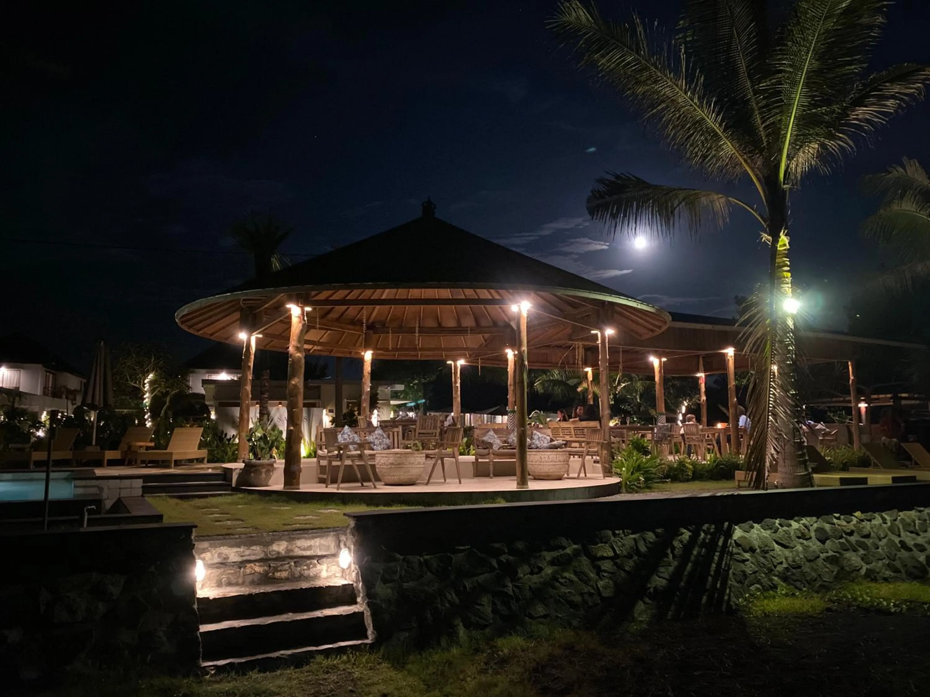 Restaurant/places to eat in Wide Sands Beach Retreat