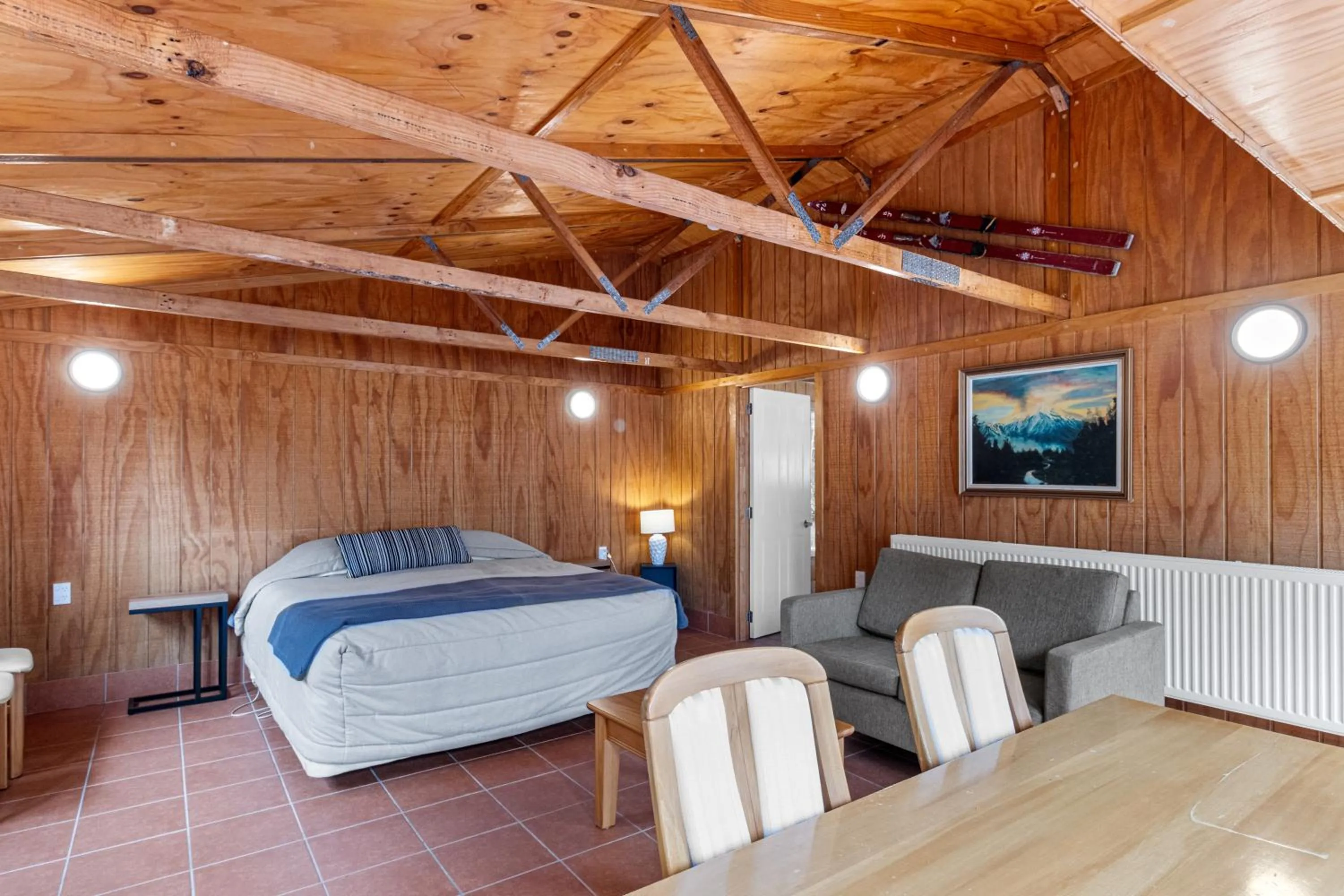 Living room, Bed in Mountain House, Stratford, Ngati Ruanui