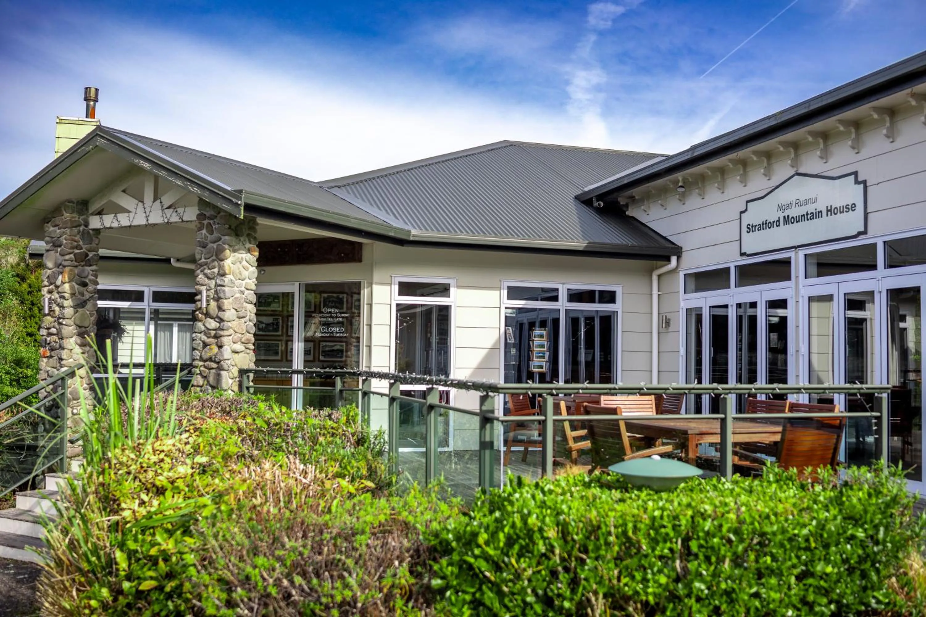Restaurant/places to eat in Mountain House, Stratford, Ngati Ruanui