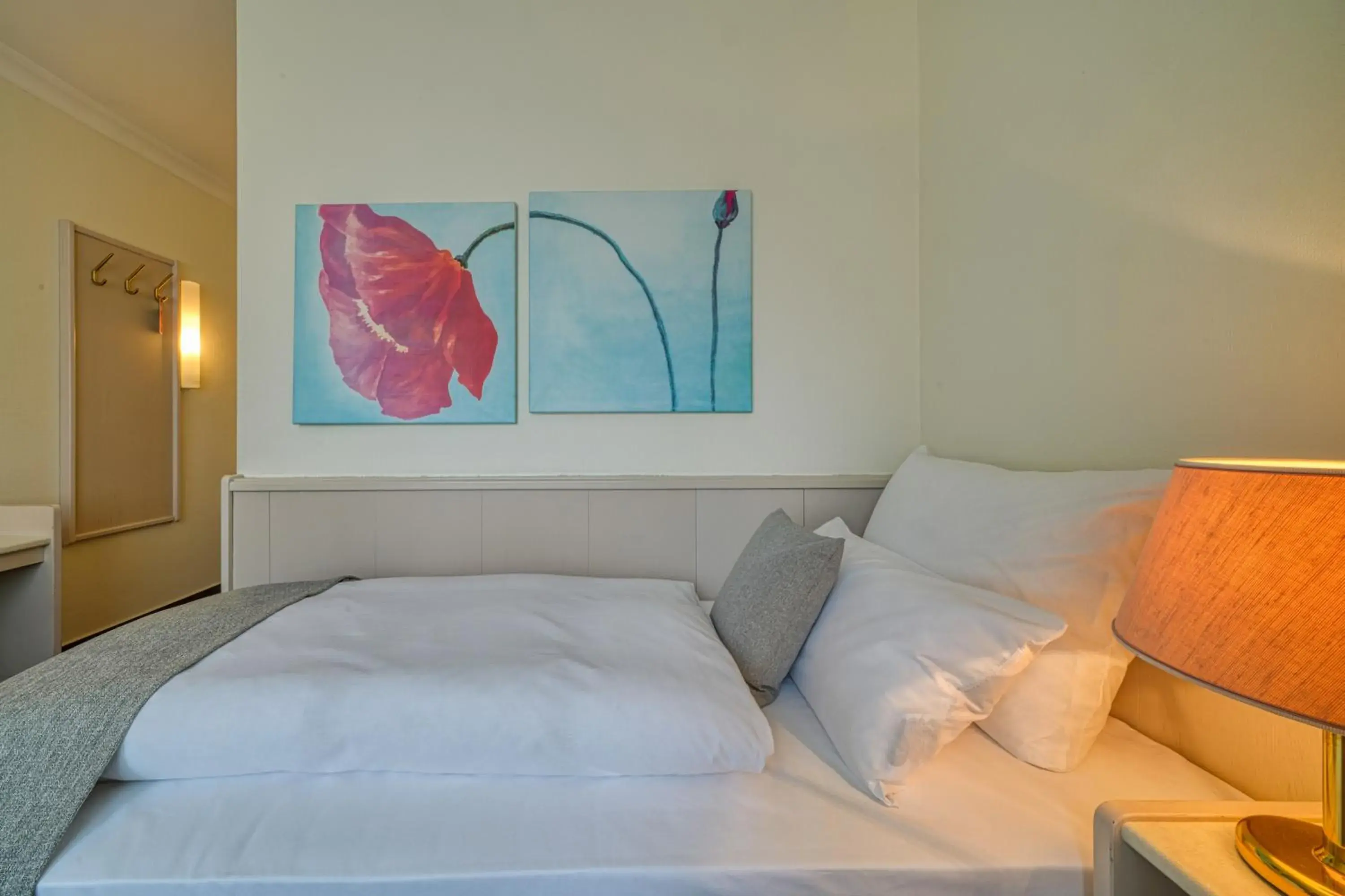 Photo of the whole room, Bed in Parkhotel Am Glienberg by Fairway Hotels Photo of the whole room, Bed in Parkhotel Am Glienberg by Fairway Hotels