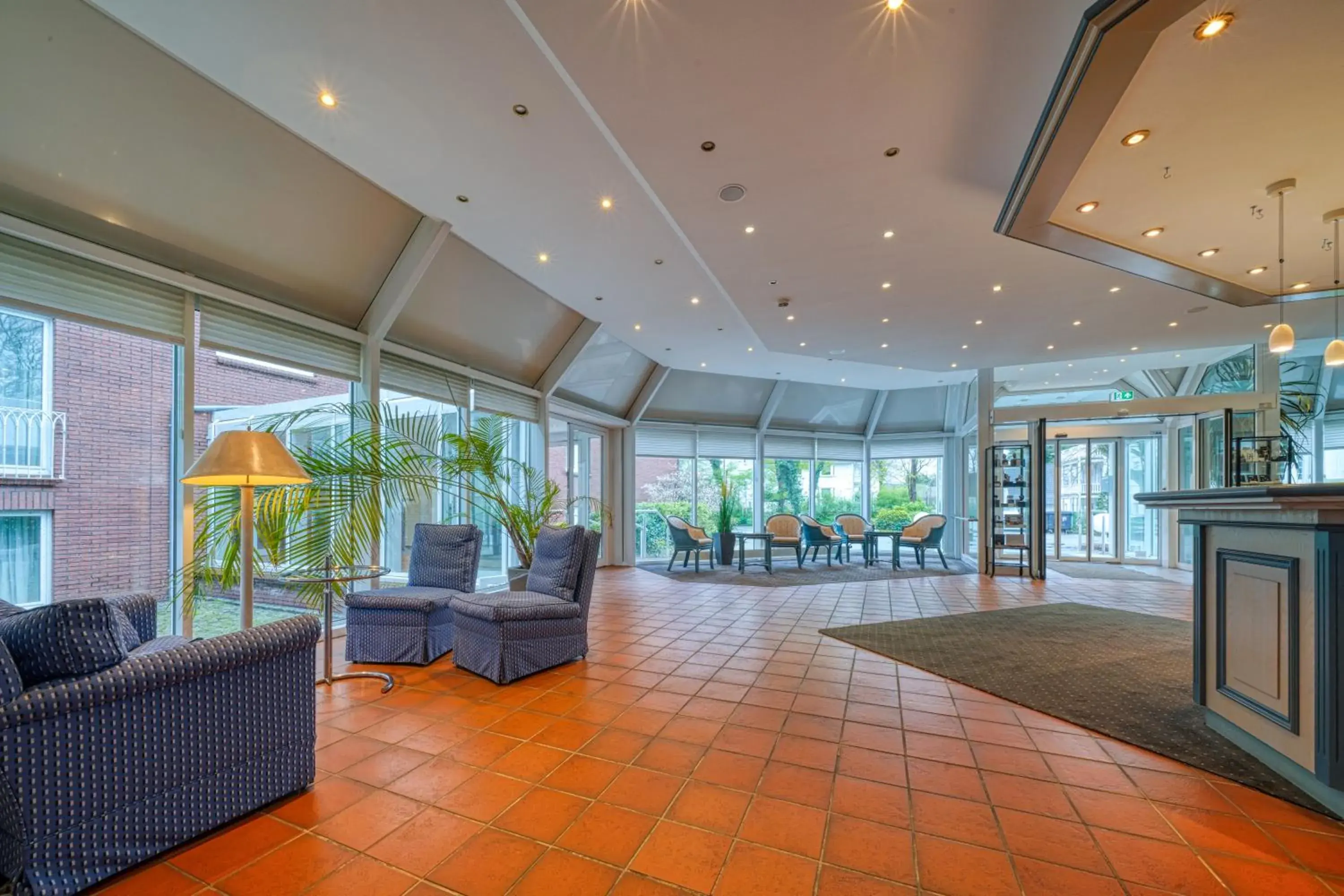 Lobby or reception in Parkhotel Am Glienberg by NP Lobby or reception in Parkhotel Am Glienberg by NP