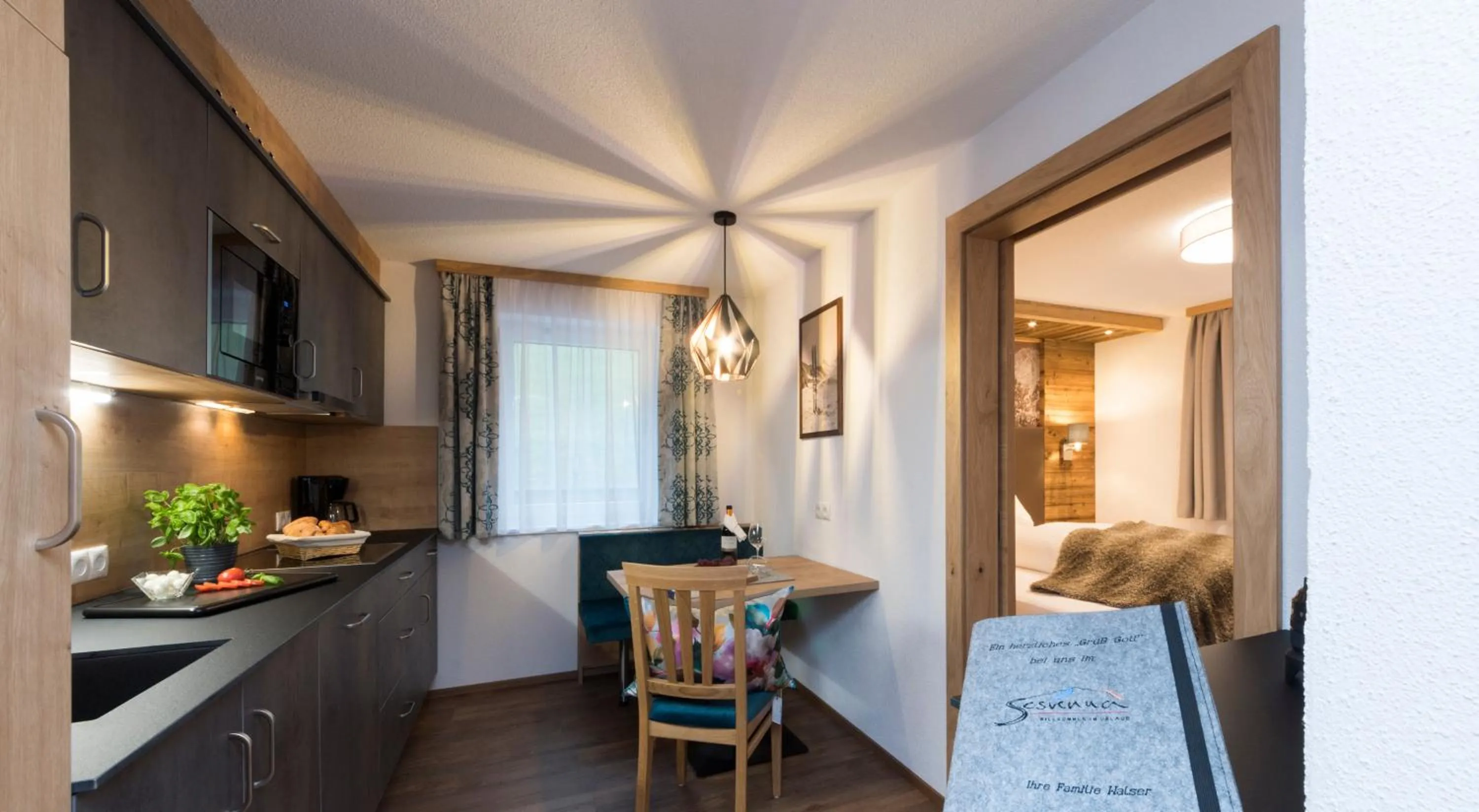 Kitchen or kitchenette in Apart Garni Sesvenna