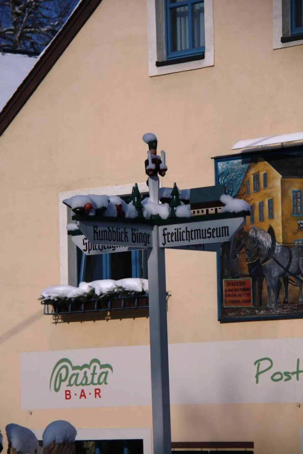 Facade/entrance in Hotel Erbgericht Buntes Haus