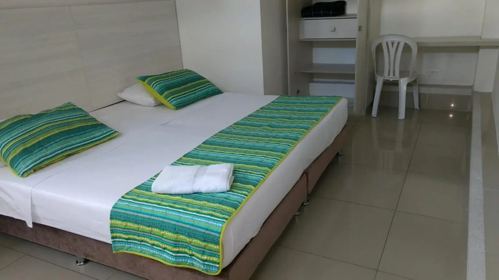 Standard Double Room in HOTEL DON QUIJOTE Standard Double Room in HOTEL DON QUIJOTE