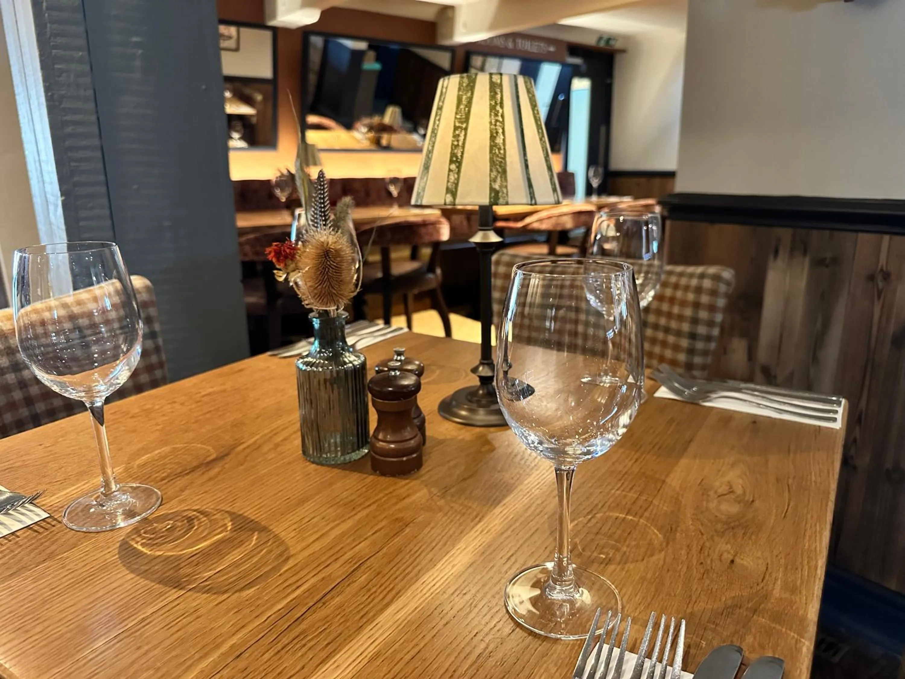 Restaurant/places to eat in The Bell