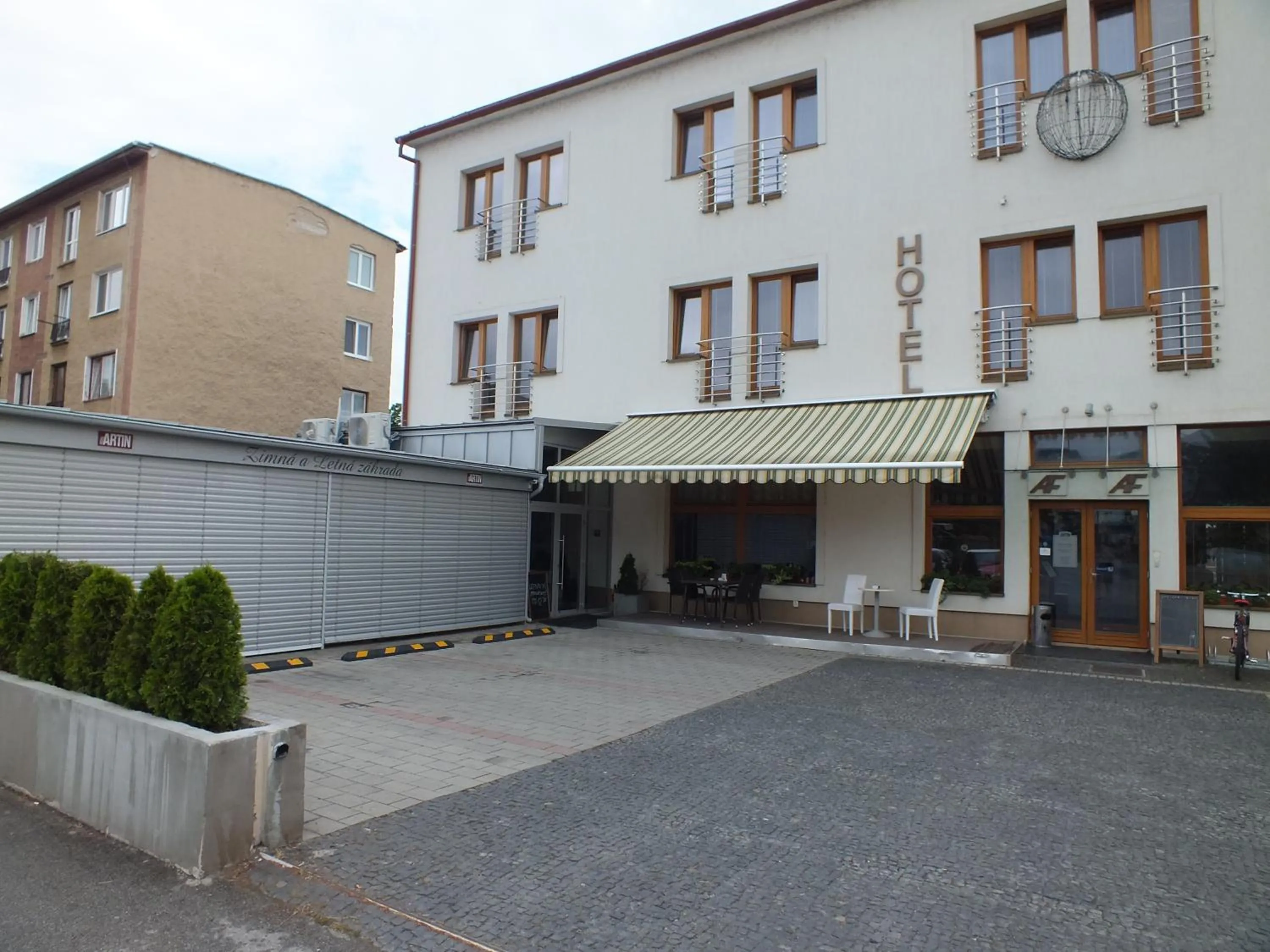 Hotel Artin
