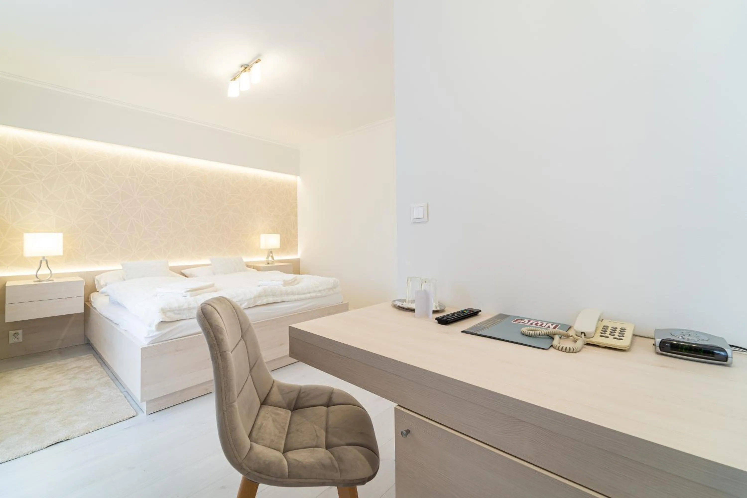Bed in Hotel Artin