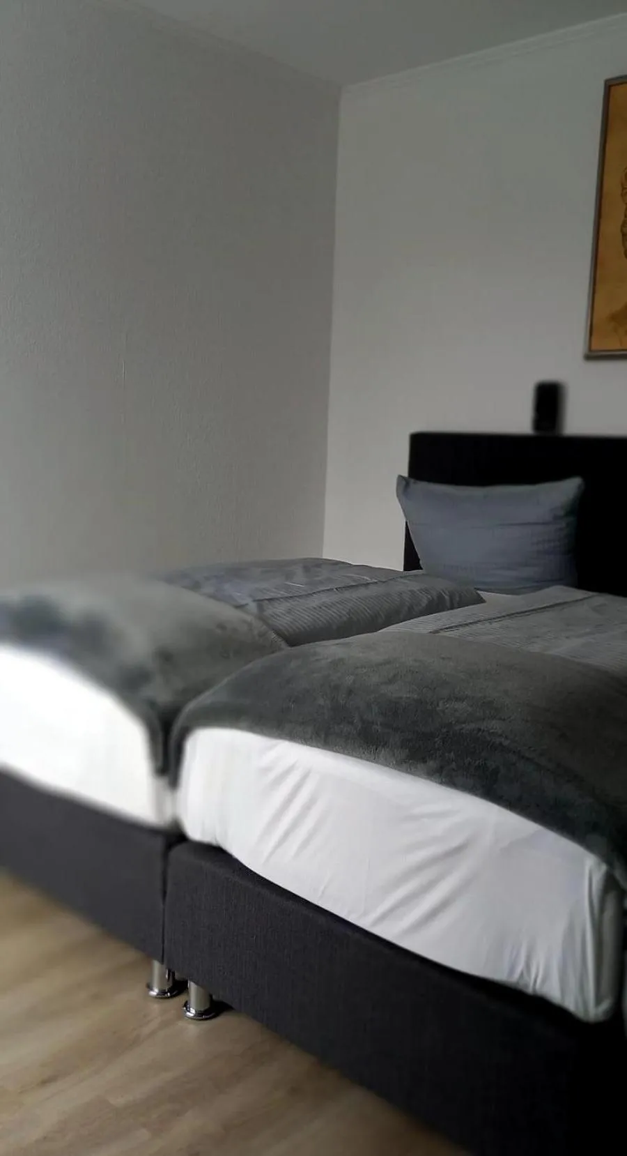 Standard Quadruple Room in Lieth-Hotel-Grünreich