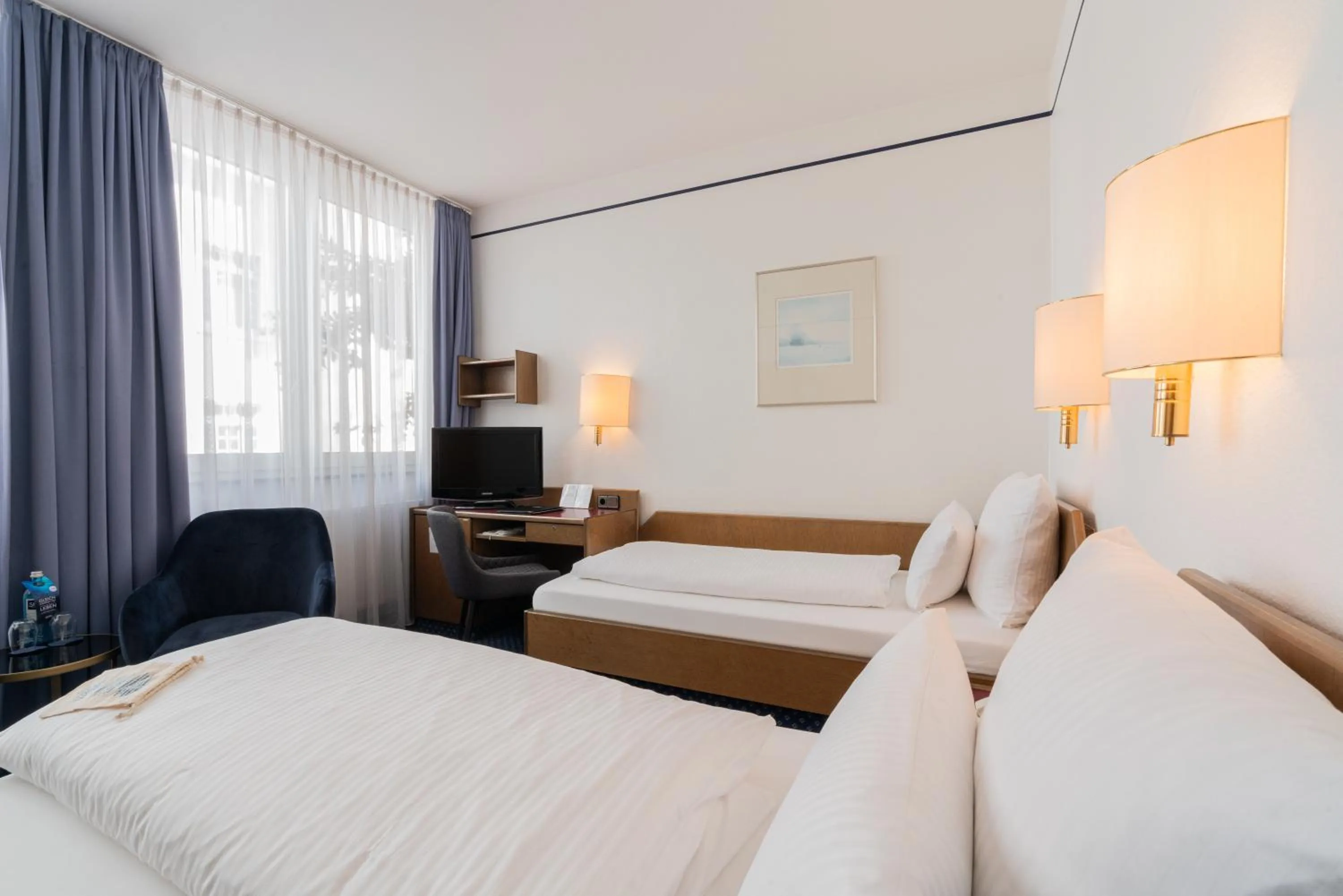 Bed in Parkhotel Bad Homburg