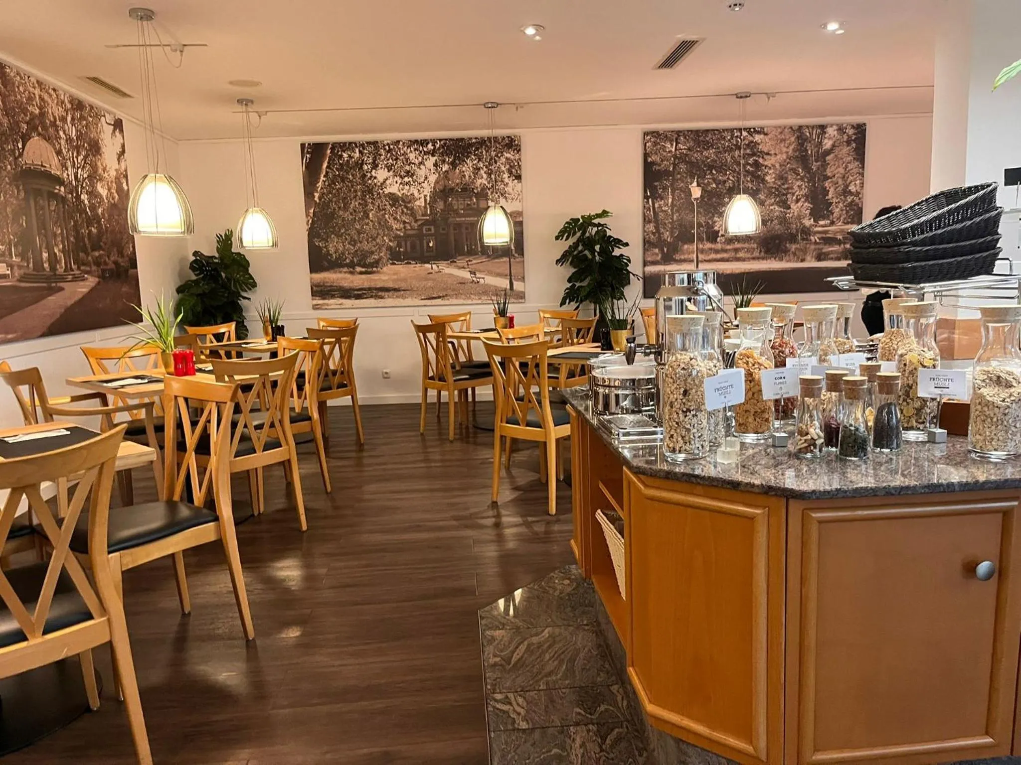 Restaurant/places to eat in Parkhotel Bad Homburg