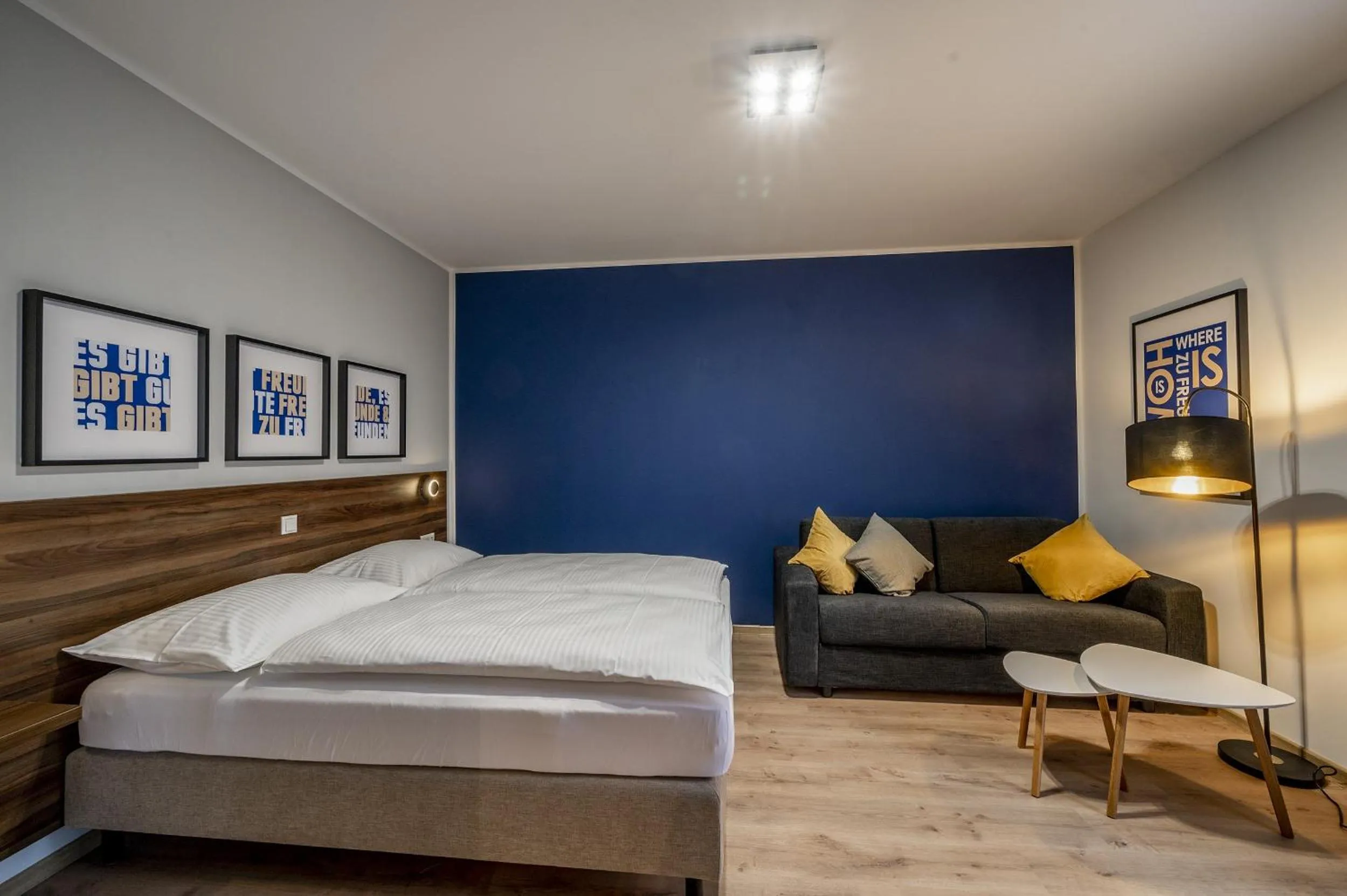 Bed in Hotel Zu Freunden