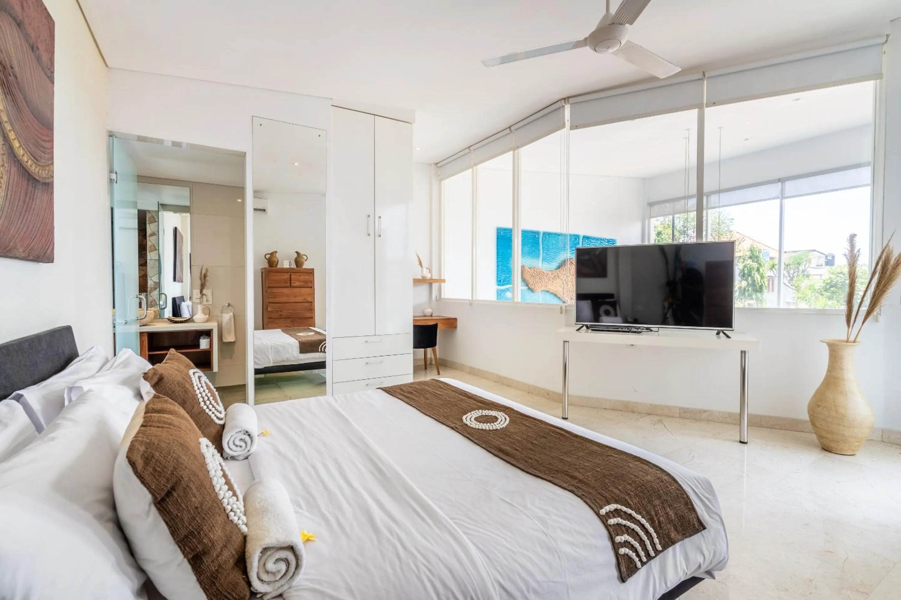 Bed in AQ-VA Hotel & Villas Seminyak