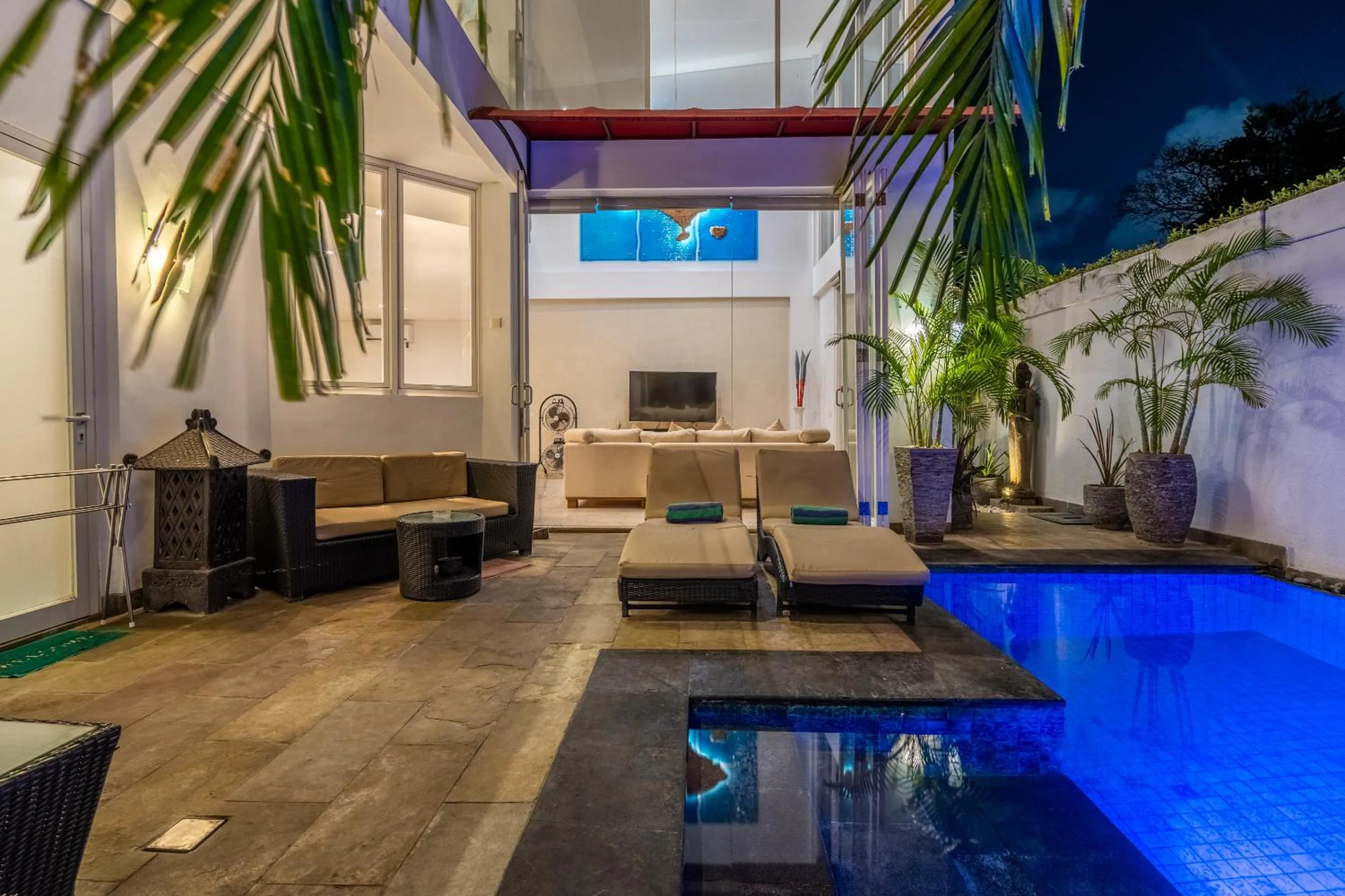 Night in AQ-VA Hotel & Villas Seminyak