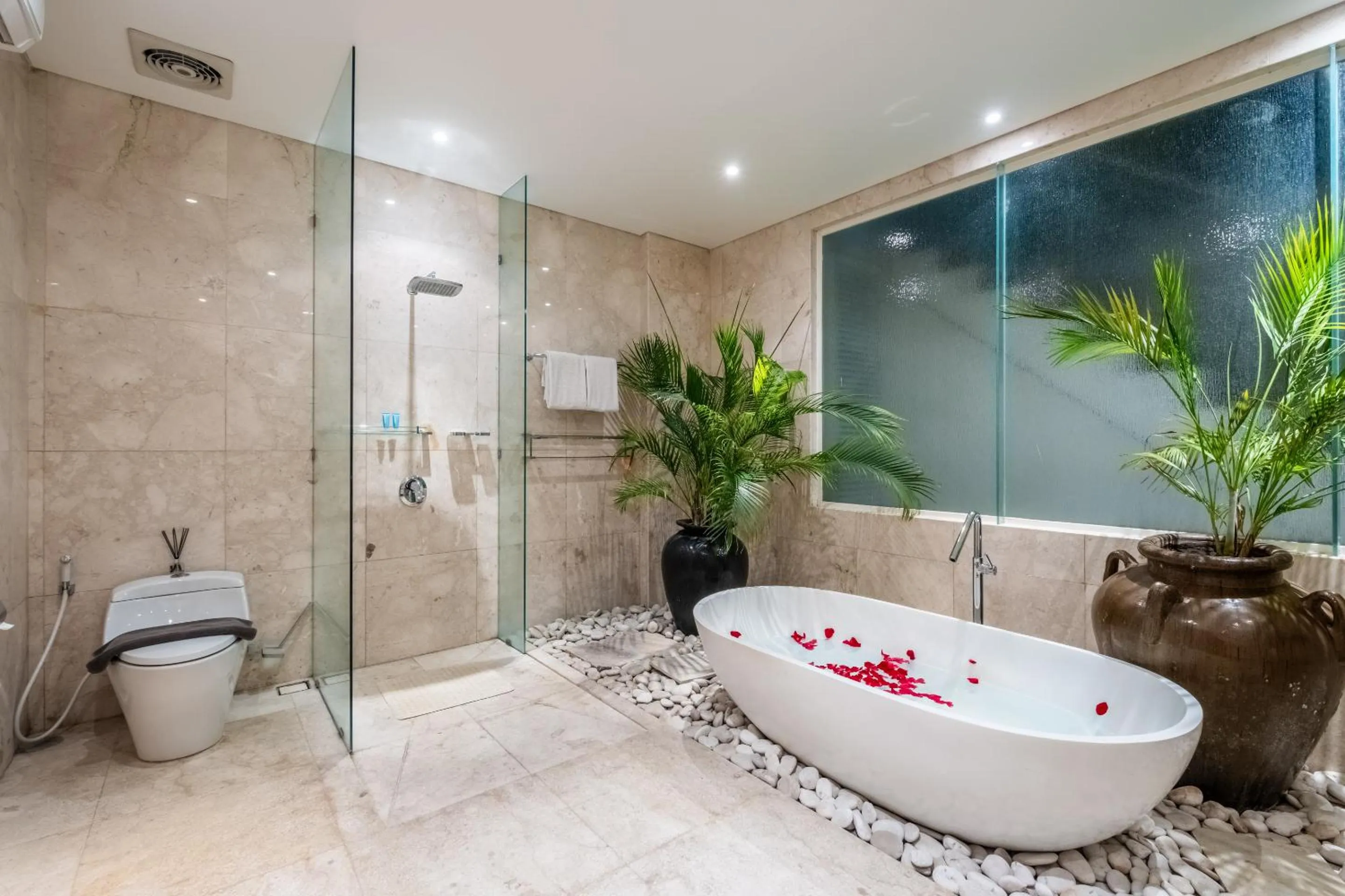 Toilet in AQ-VA Hotel & Villas Seminyak