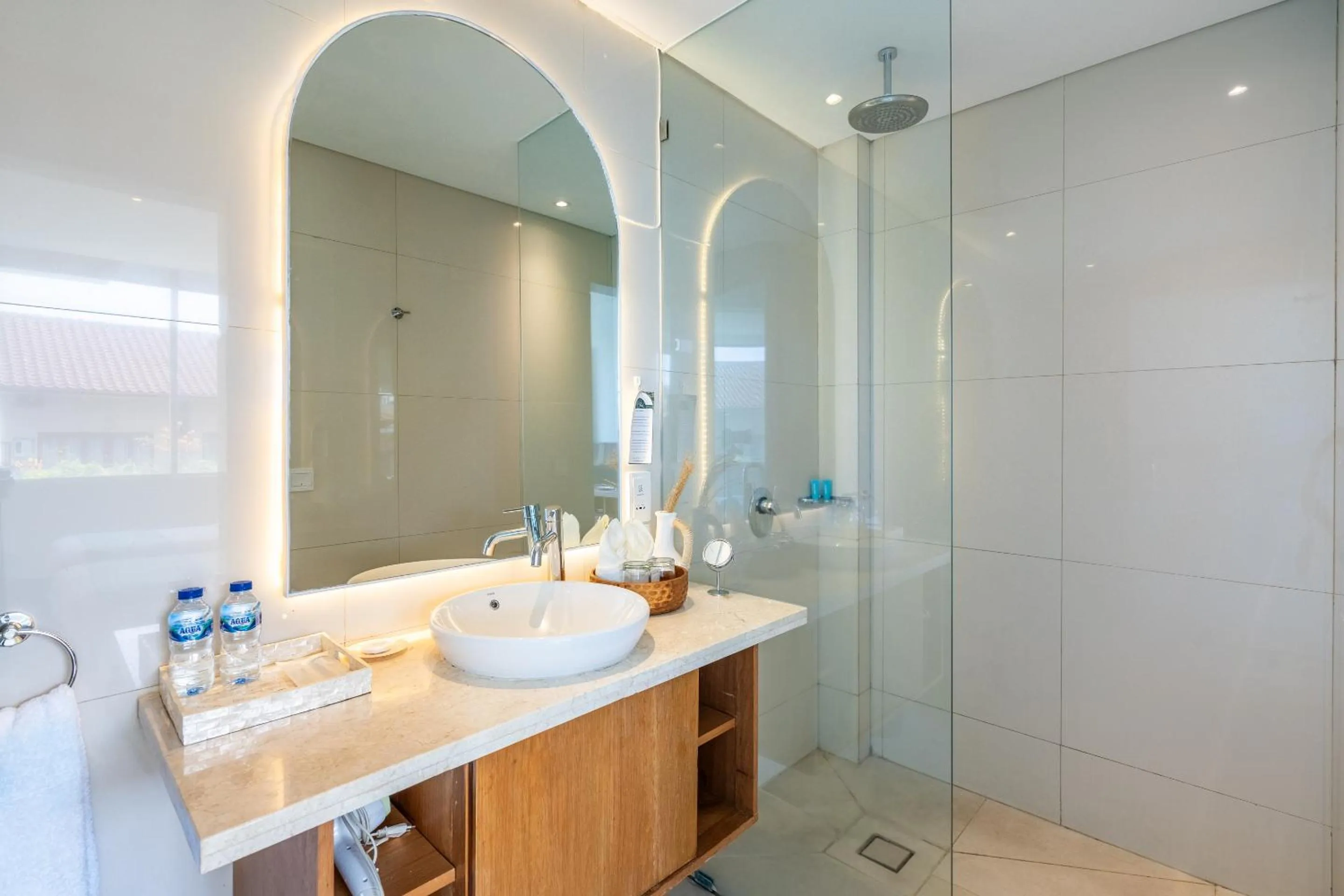 Shower in AQ-VA Hotel & Villas Seminyak