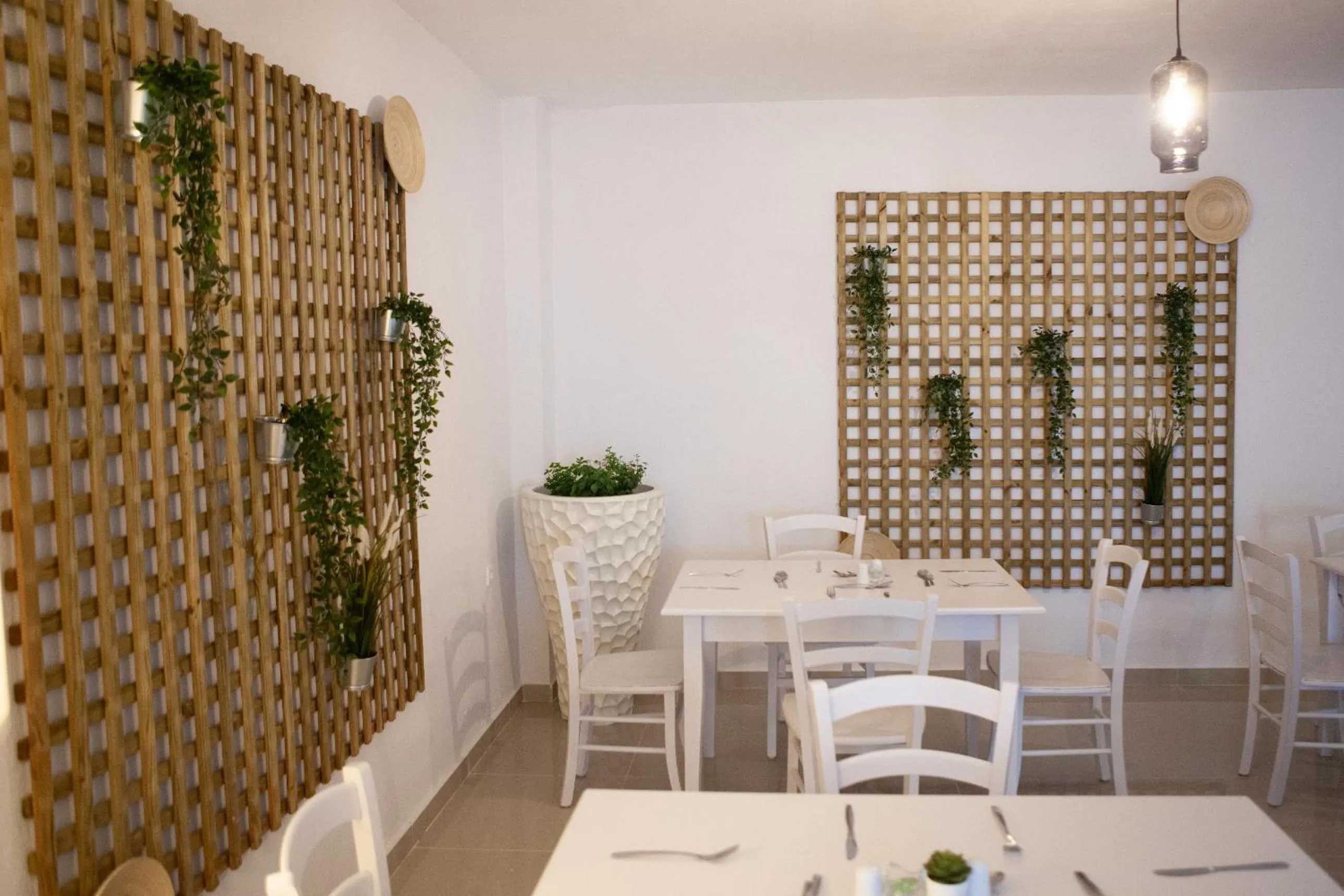 Restaurant/places to eat in City Gate Hotel Airport Thessaloniki