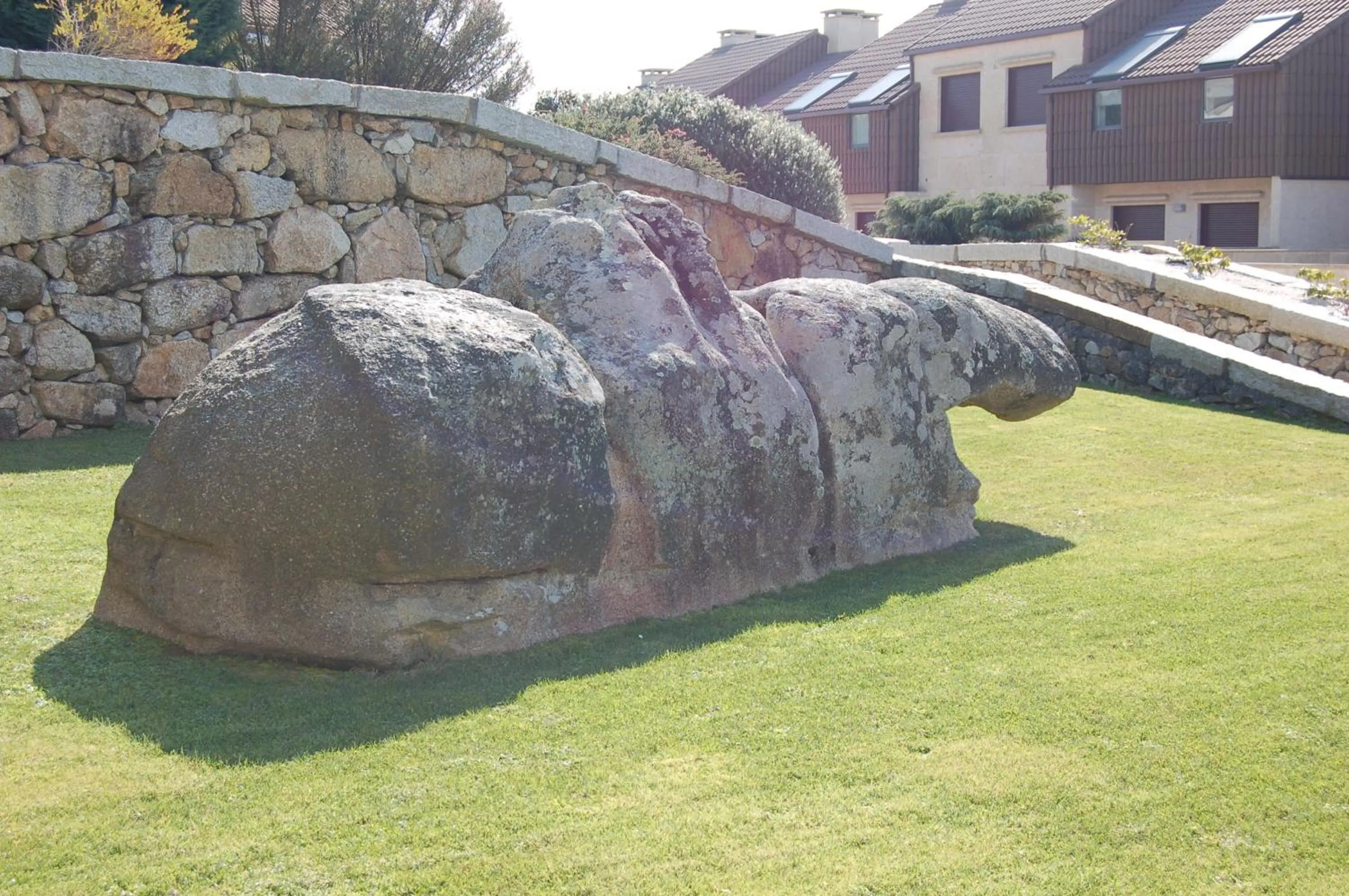 Facade/entrance in COMPEJO RAEIROS O GROVE, S Vicente do Mar