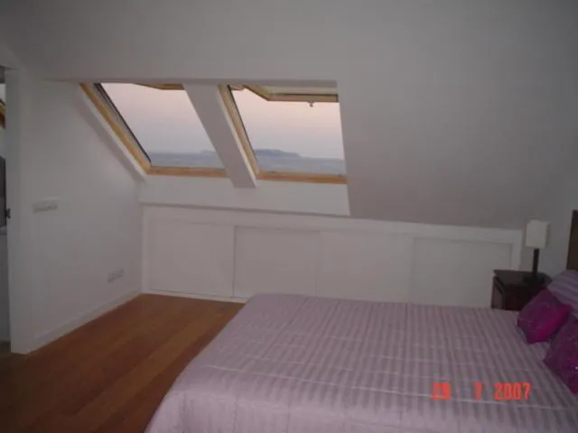 Bed in COMPEJO RAEIROS O GROVE, S Vicente do Mar