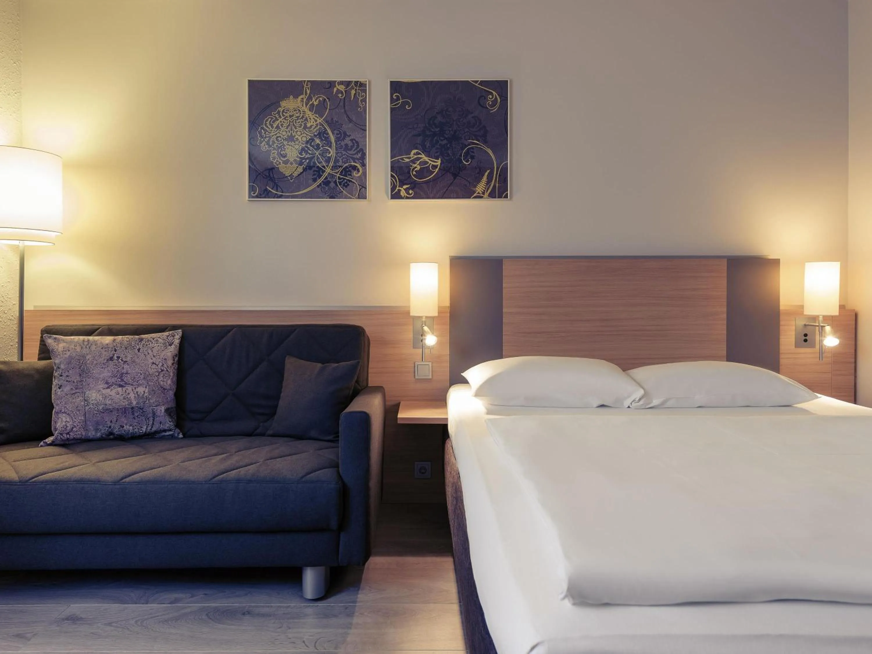 Bedroom, Bed in Fürther Hotel Mercure Nürnberg West