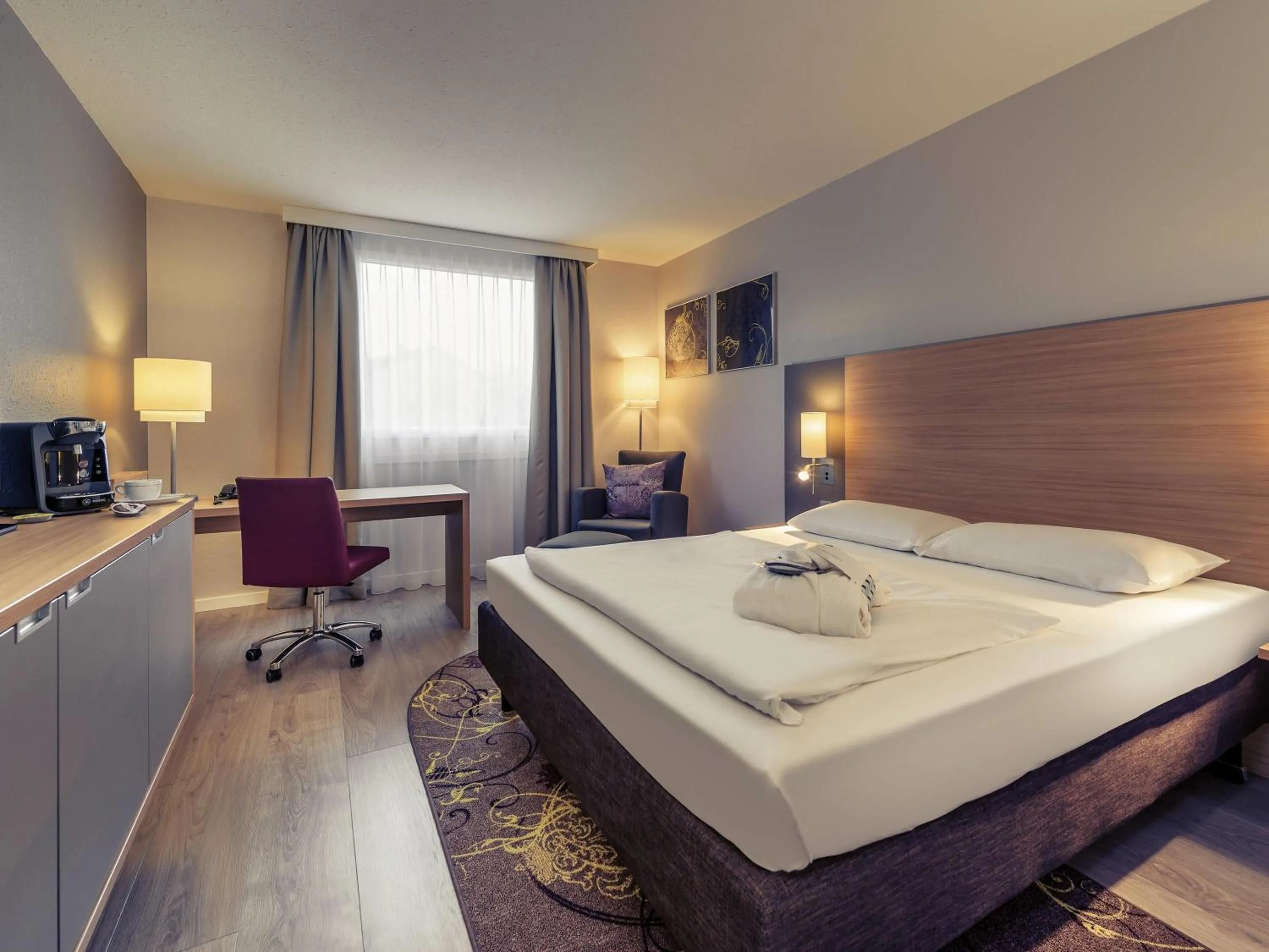 Bedroom, Bed in Fürther Hotel Mercure Nürnberg West