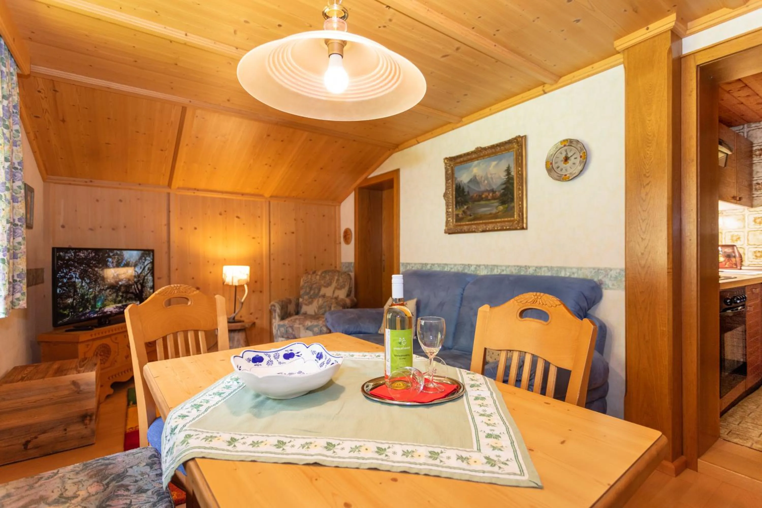 Dining area in Pension Sonneck
