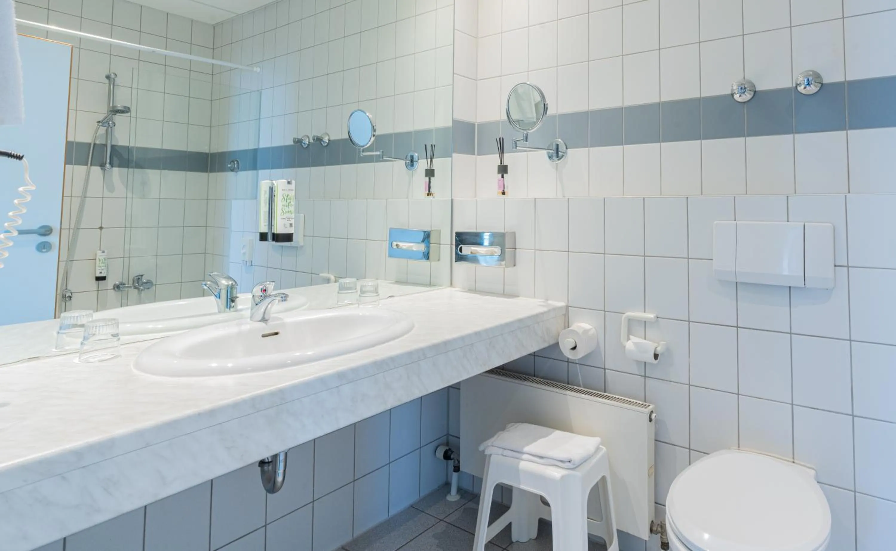 Shower in Hotel Arkadia