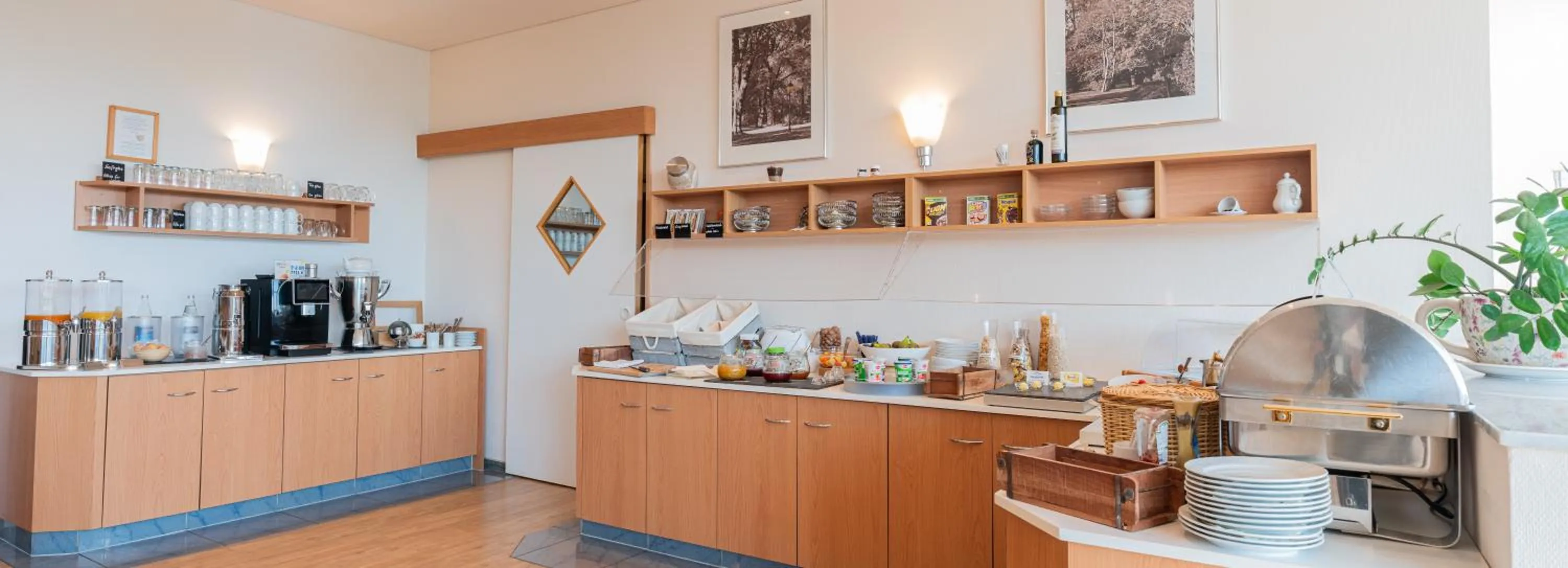 Breakfast in Hotel Arkadia