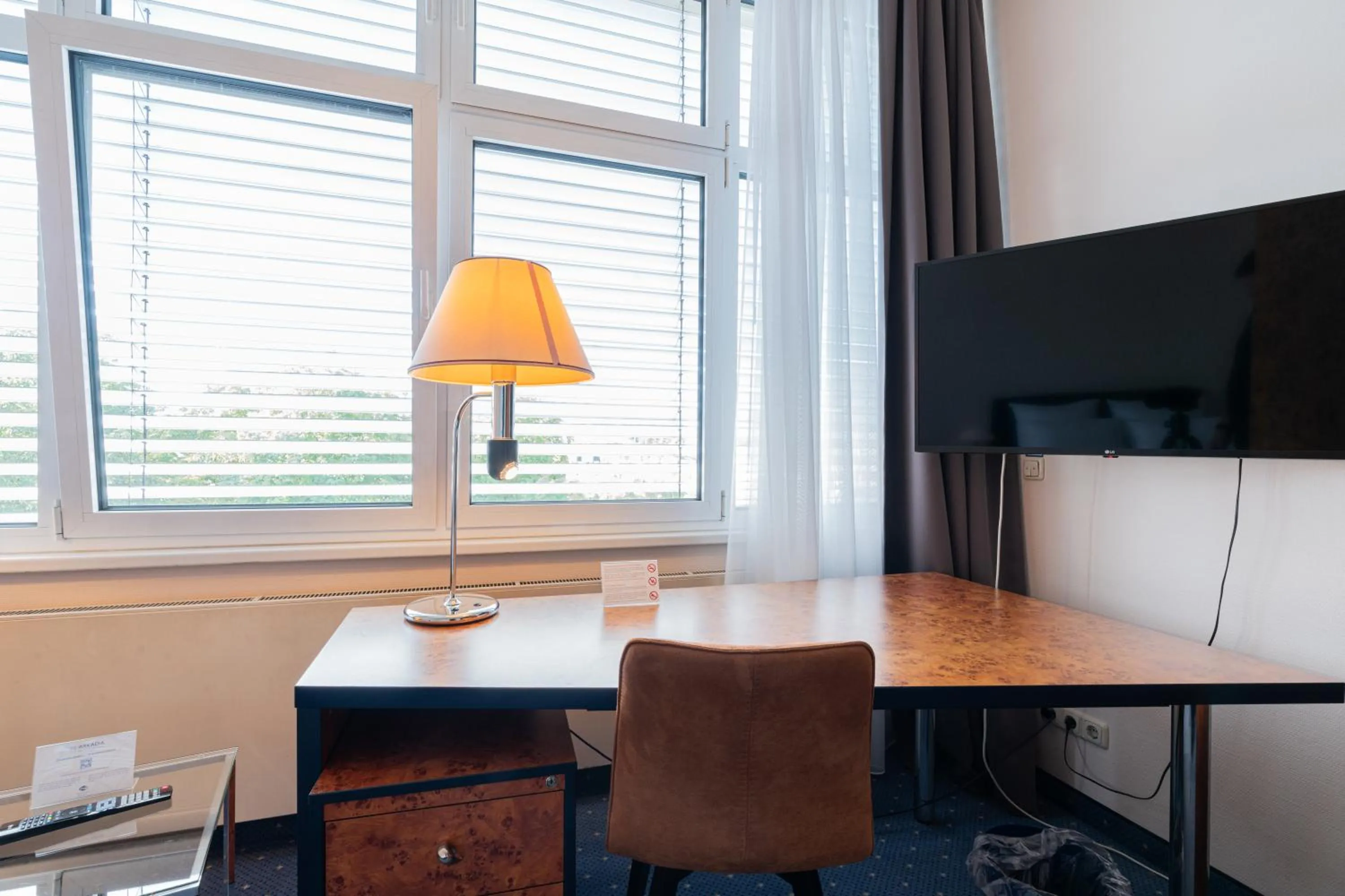 TV and multimedia in Hotel Arkadia