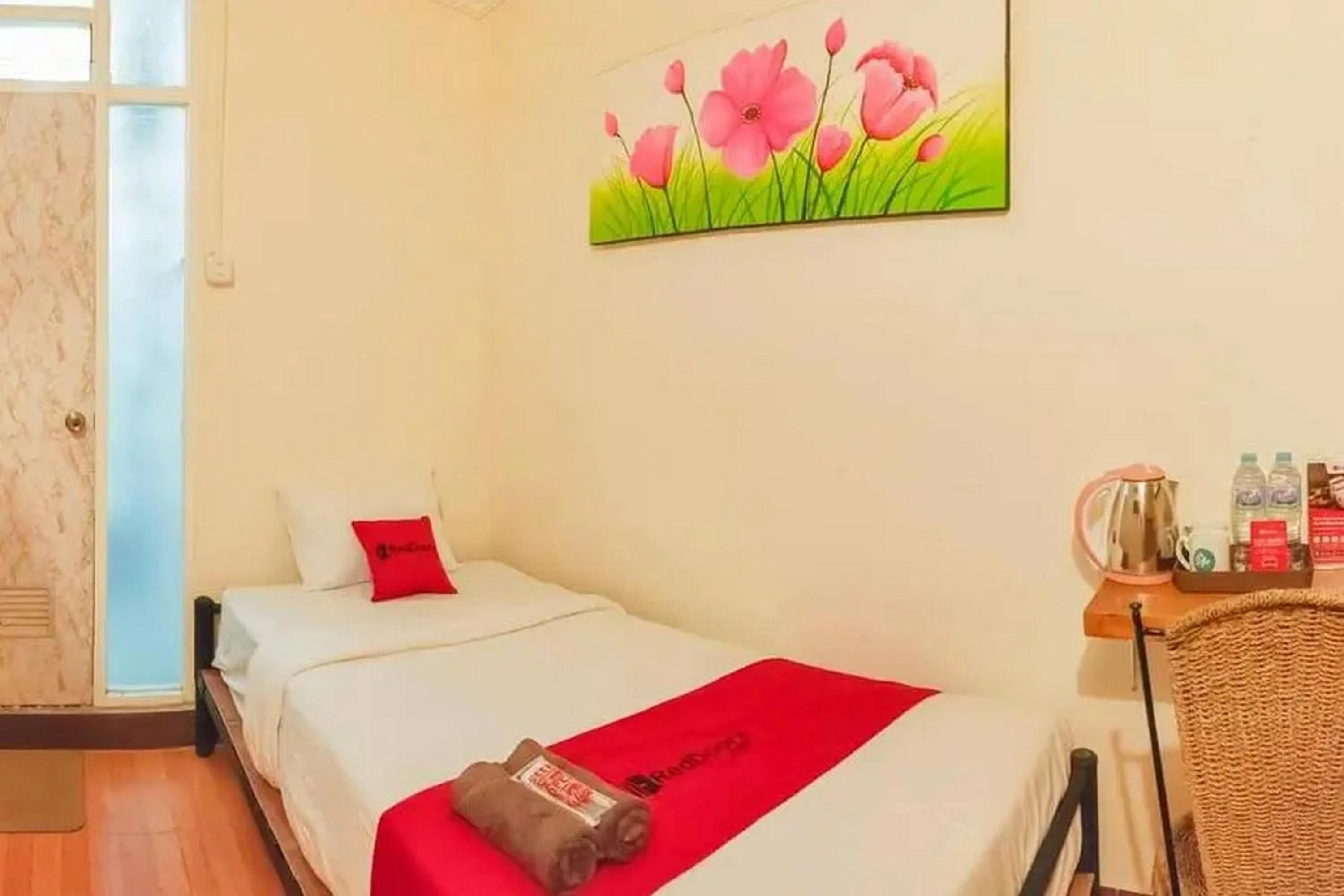 Bed in RedDoorz Syariah at Prapen Jaya Surabaya