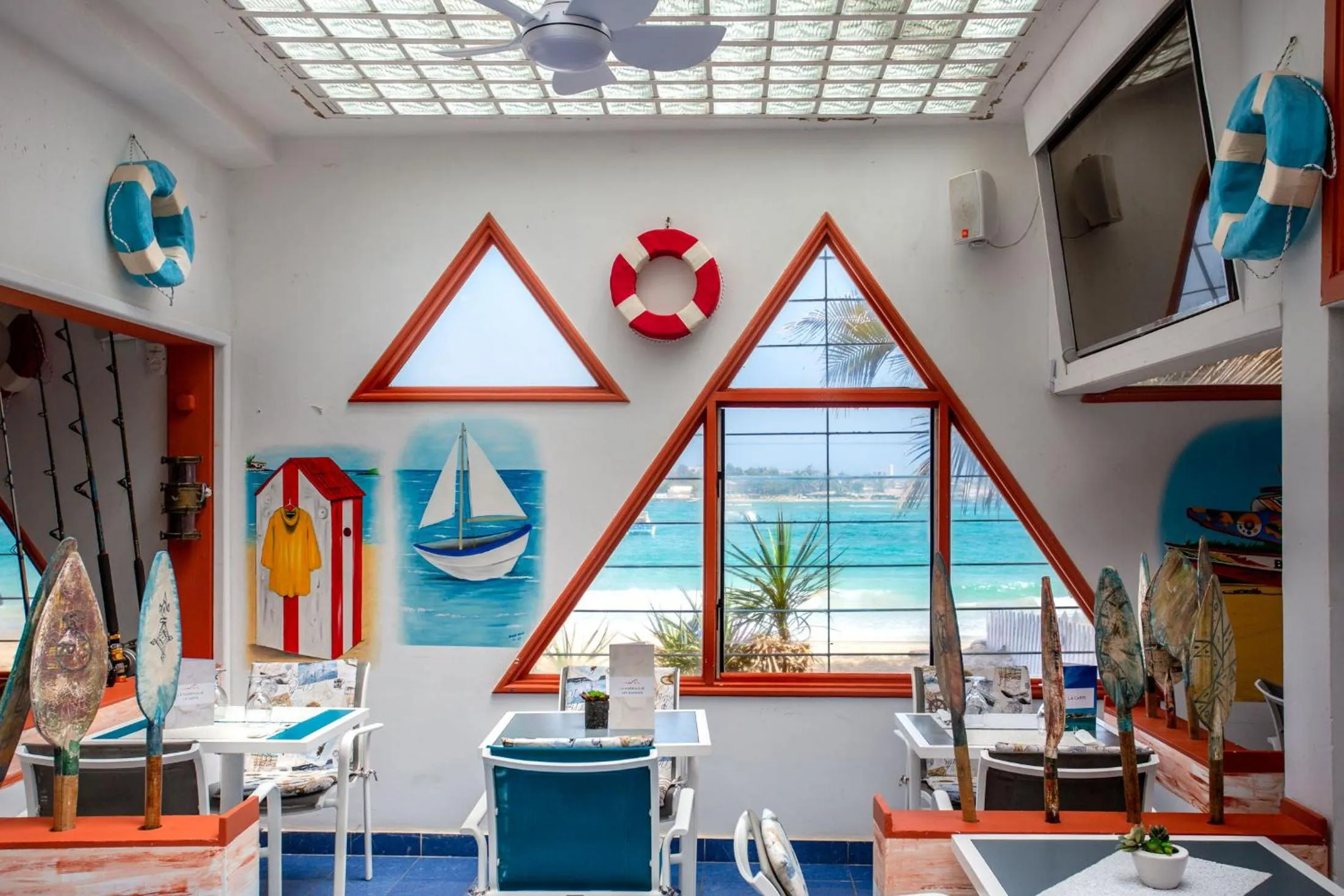 Restaurant/places to eat in La Madrague-Surf Beach Sea