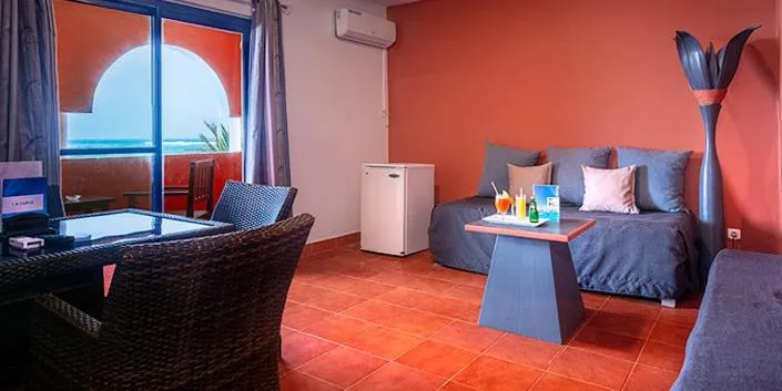 La Madrague-Surf Beach Sea