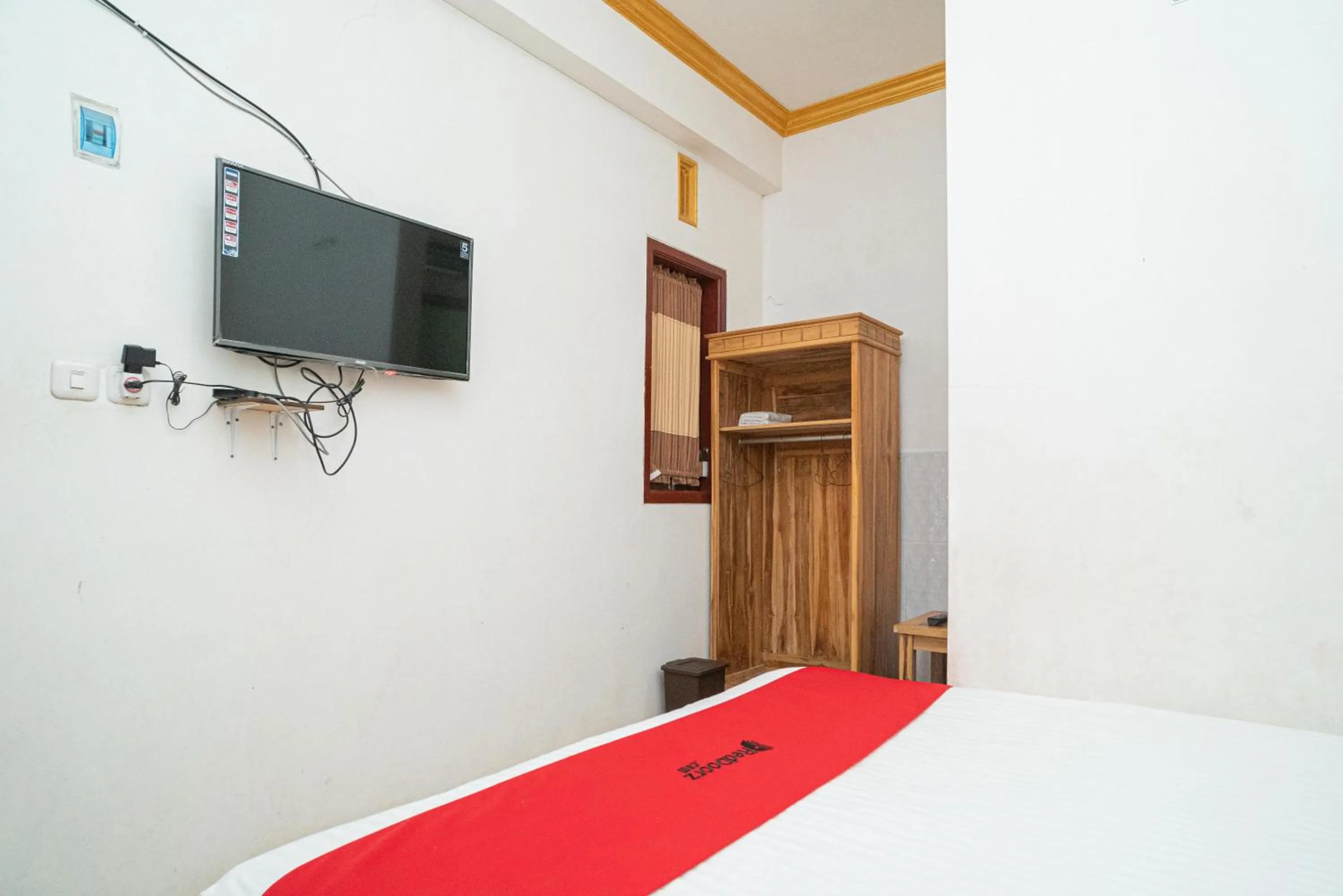 RedDoorz Syariah At Sulfat Malang