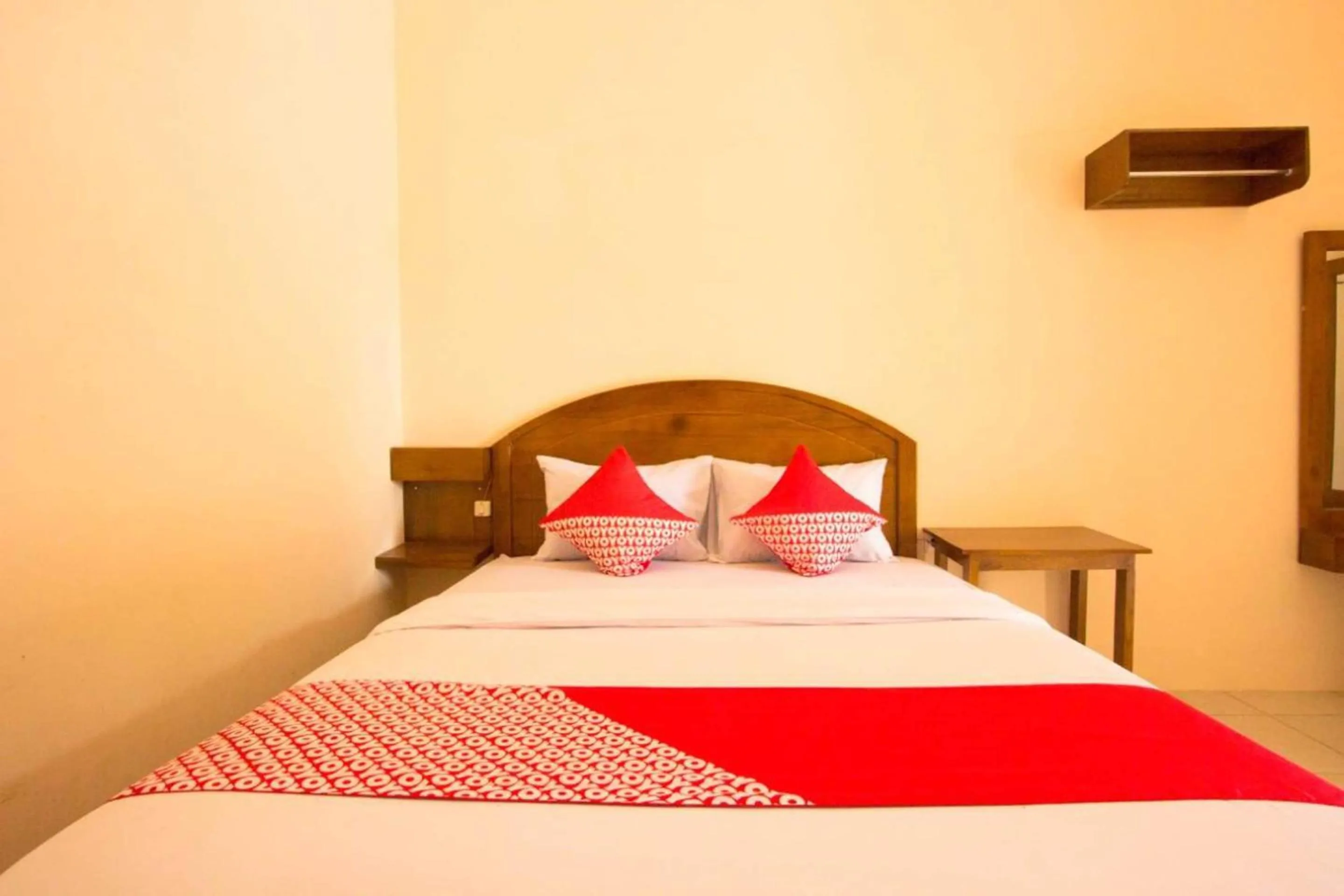 Bedroom in Hotel O Kebon Manis