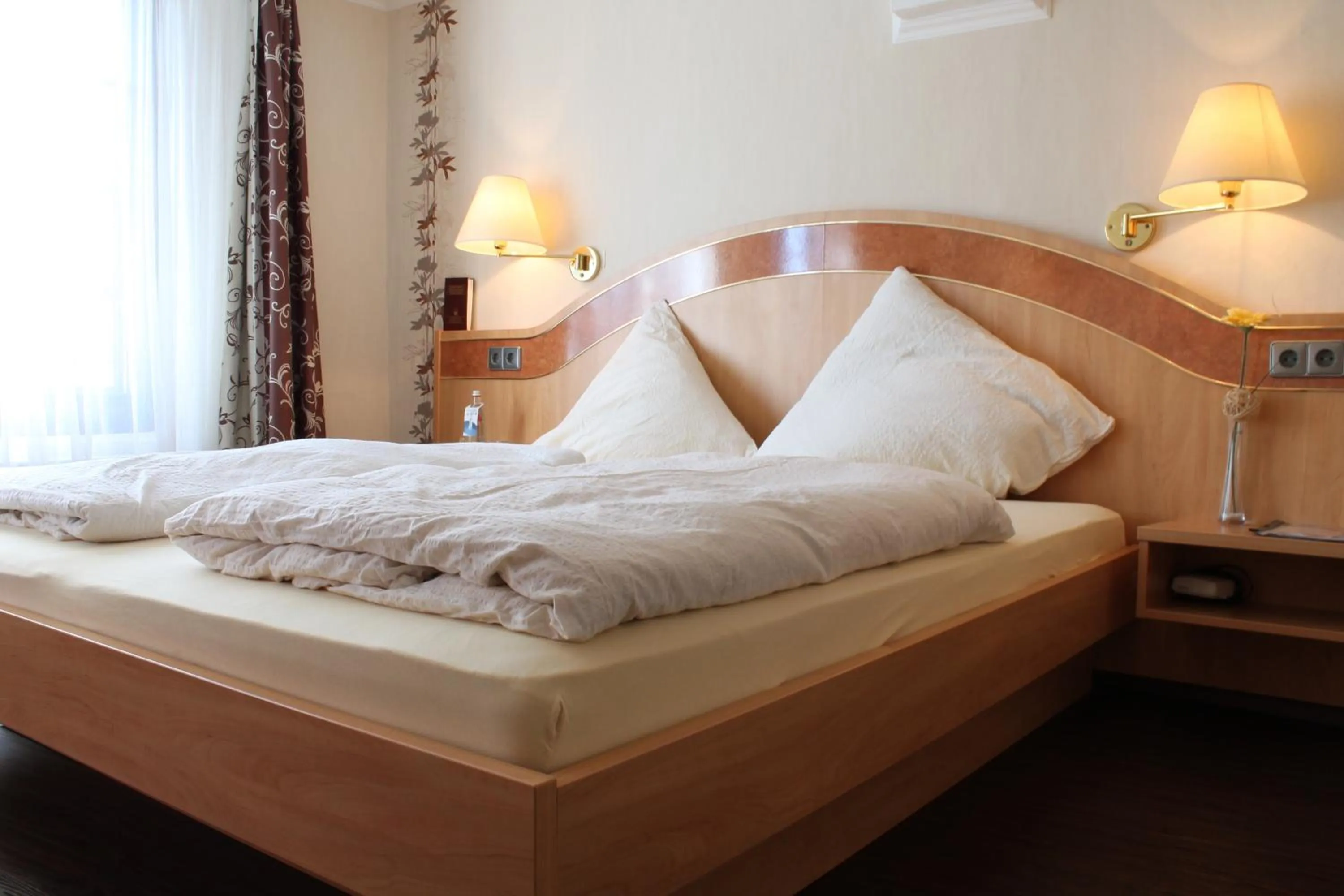 Bed in Hotel Weinhof