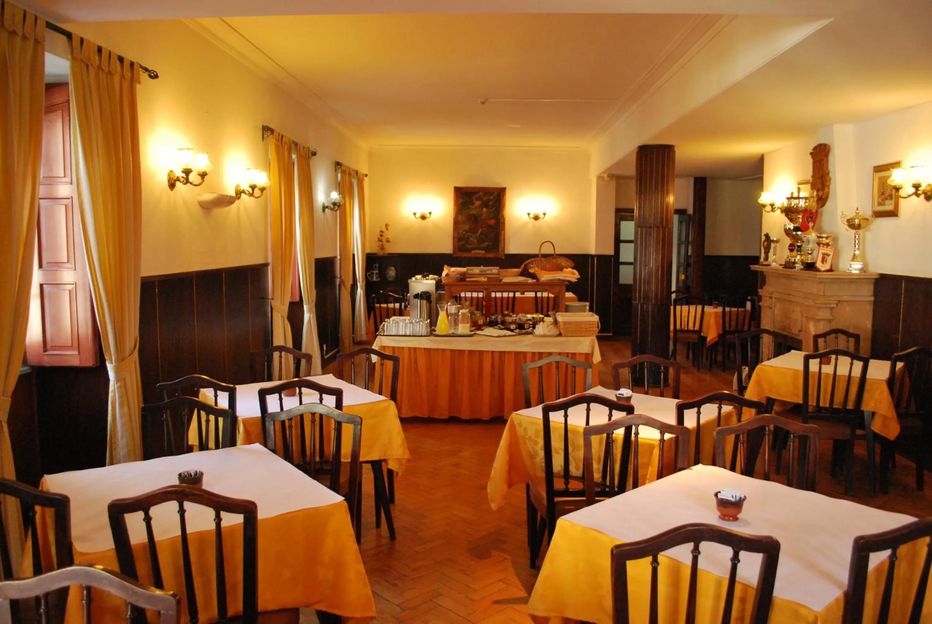 Buffet breakfast in Residencia Filipe
