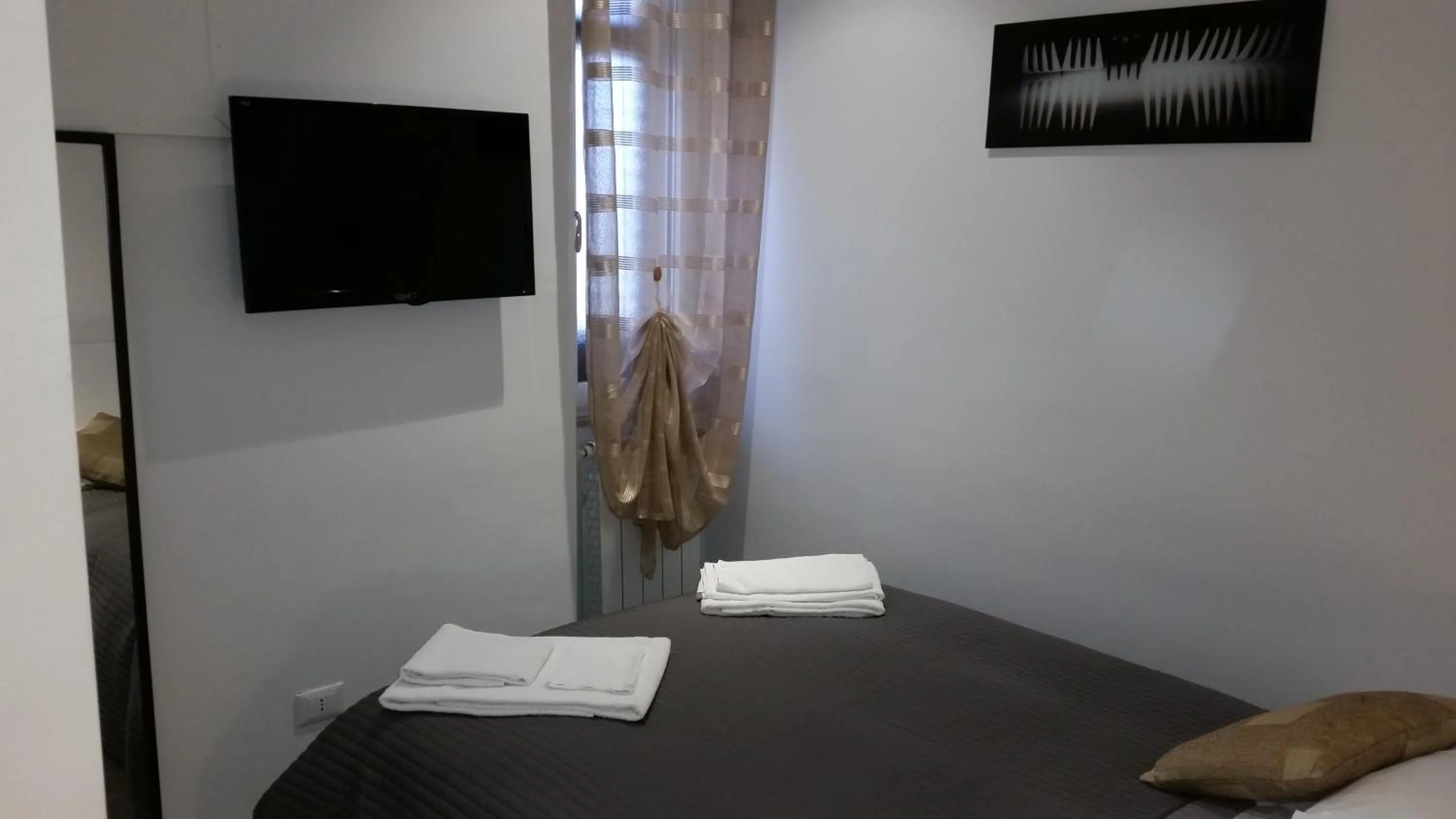 Bedroom, Bed in Palermo Rooms