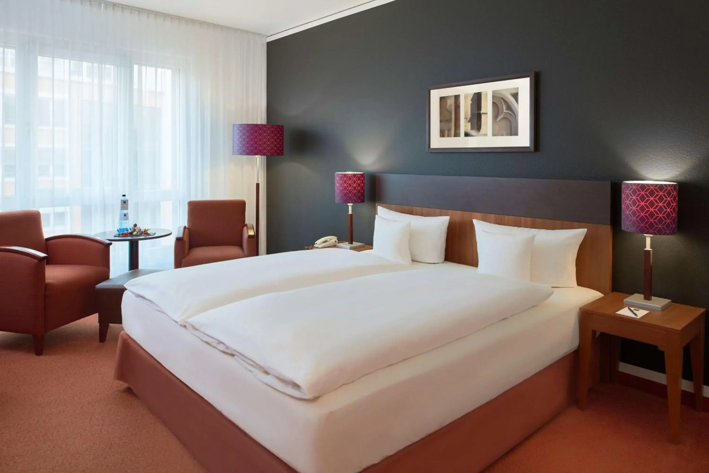 Photo of the whole room, Bed in Dorint Hotel am Dom Erfurt Photo of the whole room, Bed in Dorint Hotel am Dom Erfurt