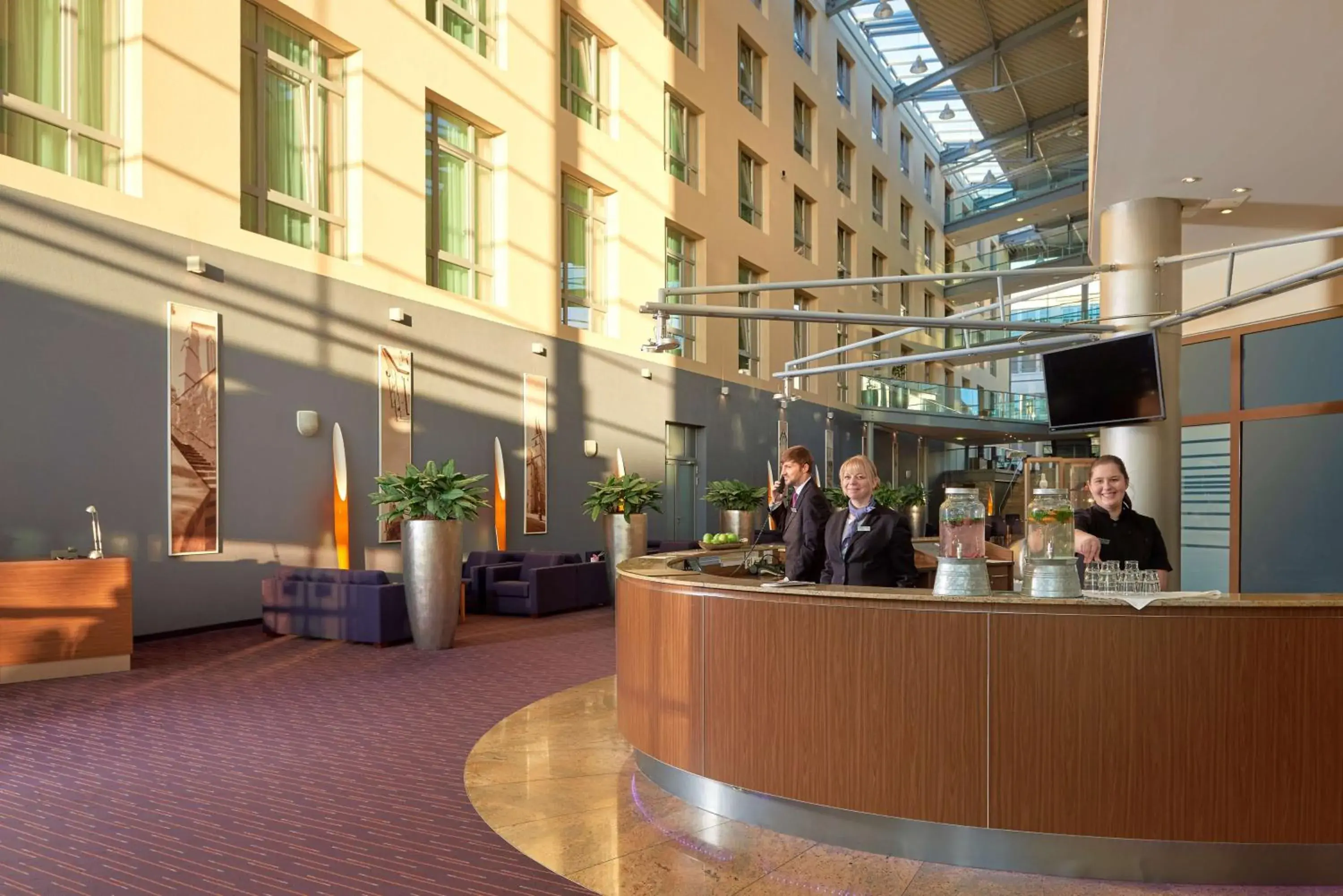 Lobby or reception in Dorint Hotel am Dom Erfurt Lobby or reception in Dorint Hotel am Dom Erfurt