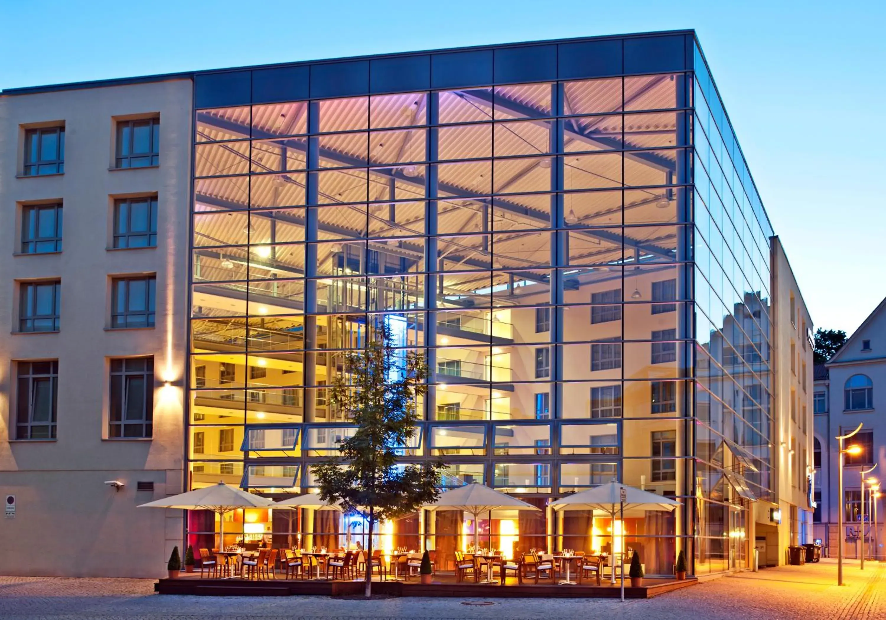 Property building in Dorint Hotel am Dom Erfurt Property building in Dorint Hotel am Dom Erfurt