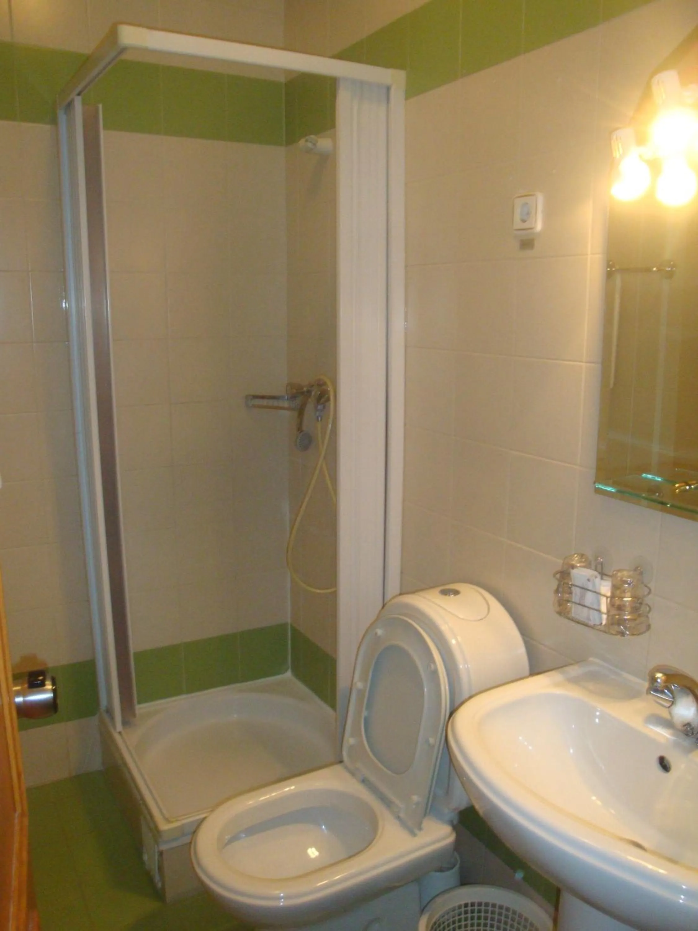 Bathroom in Hotel Santos